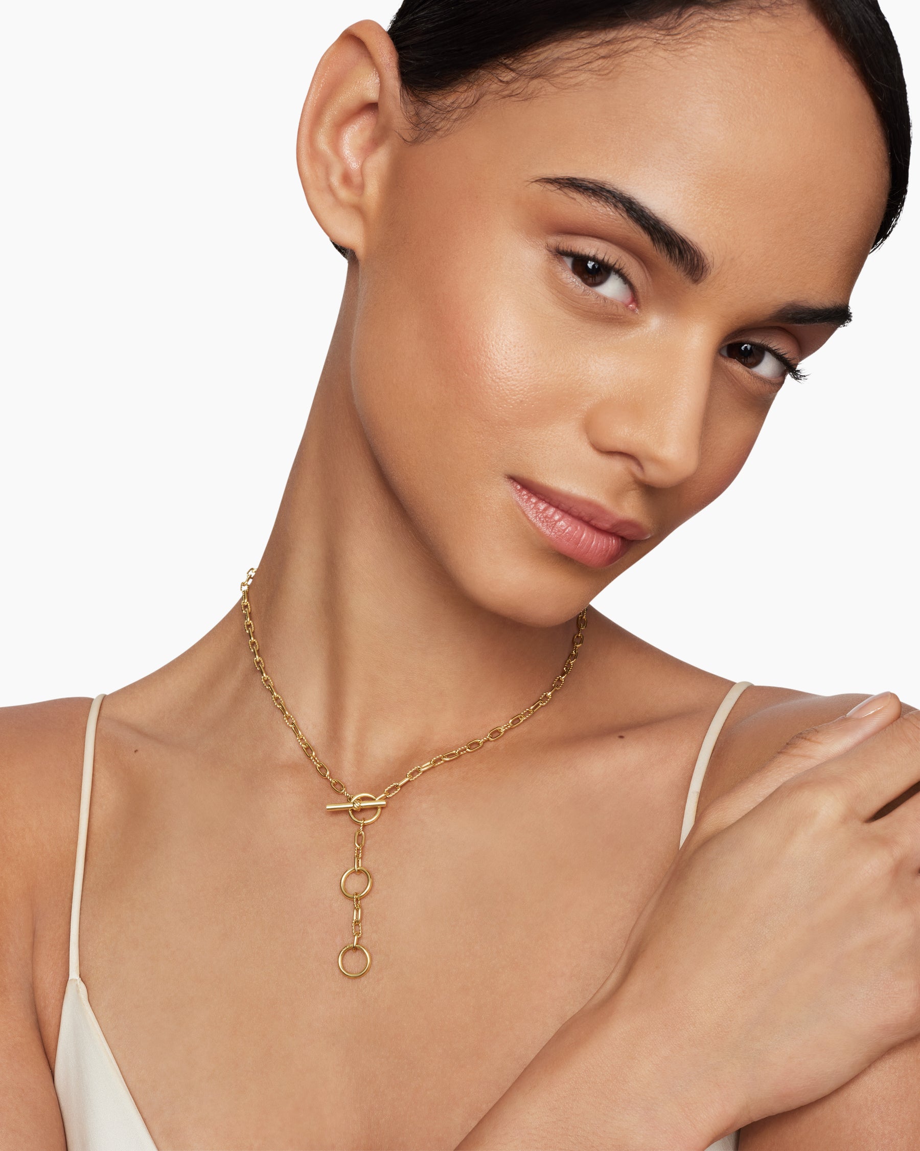 DY Madison Three Ring Chain Necklace in 18K Yellow Gold, 3mm - Image 6