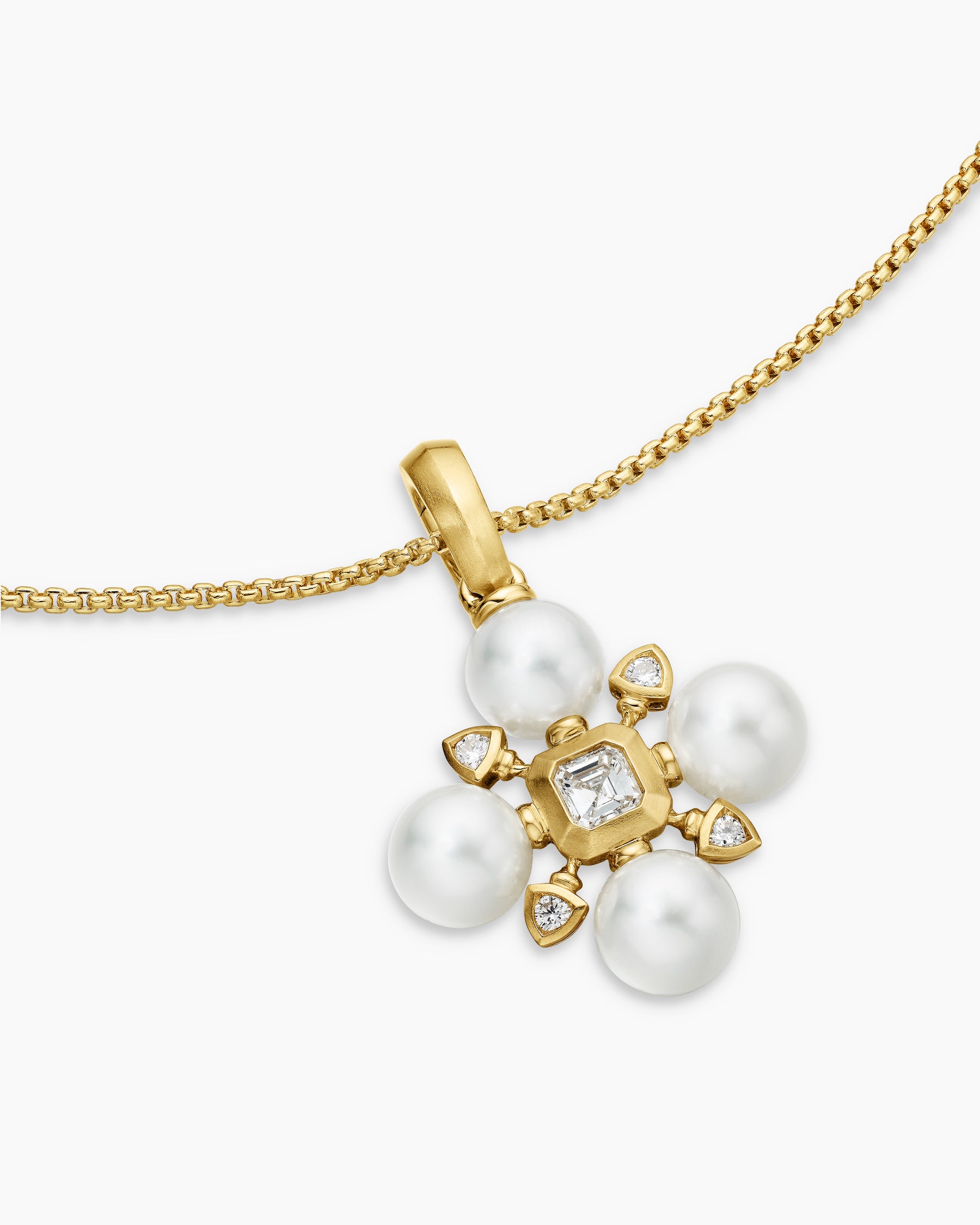 Renaissance Pearl Necklace in 18K Yellow Gold with Pearls and Diamonds, 20mm - Image 5