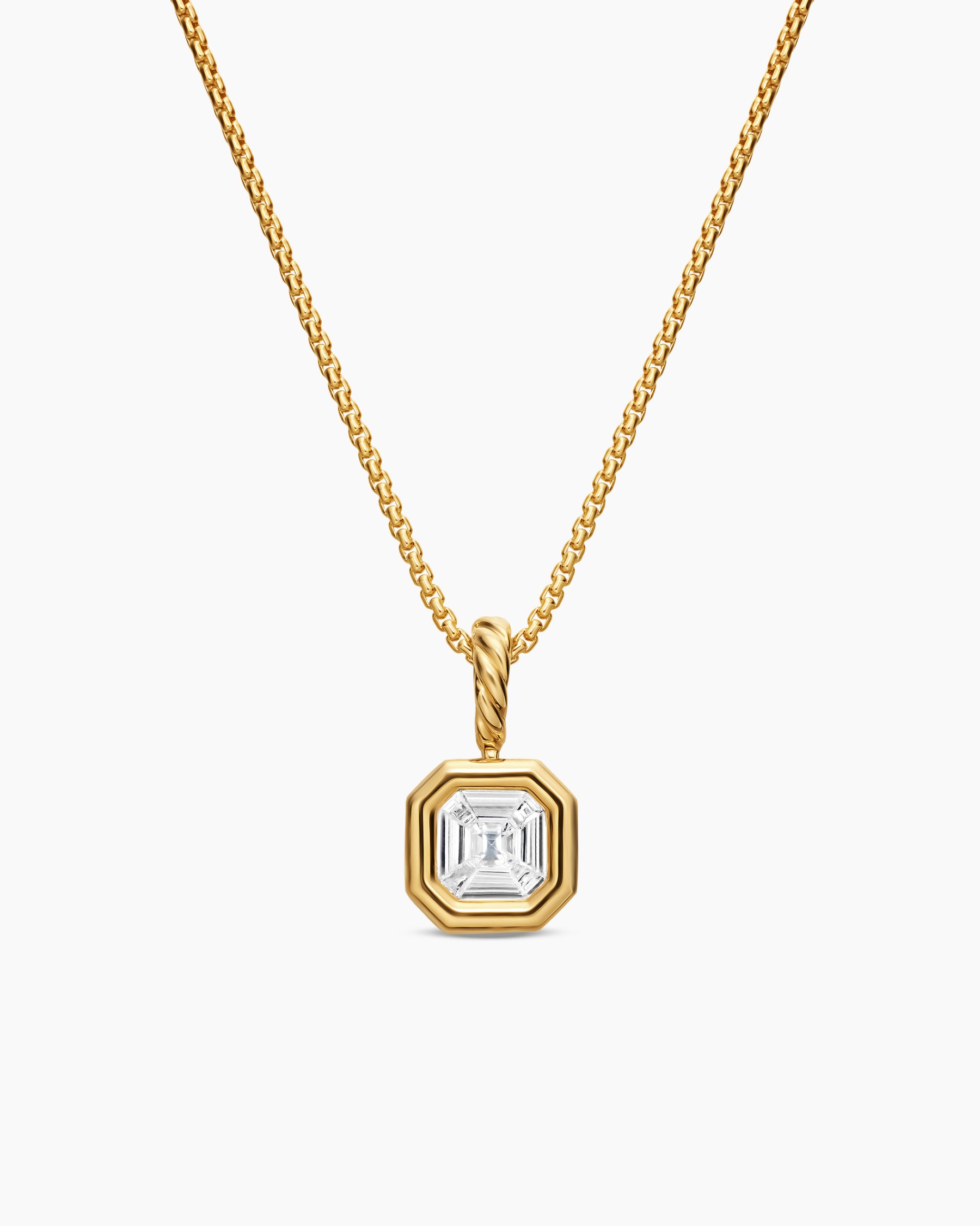 Illusion Set Drop Necklace in 18K Yellow Gold with Diamond, 7.7mm