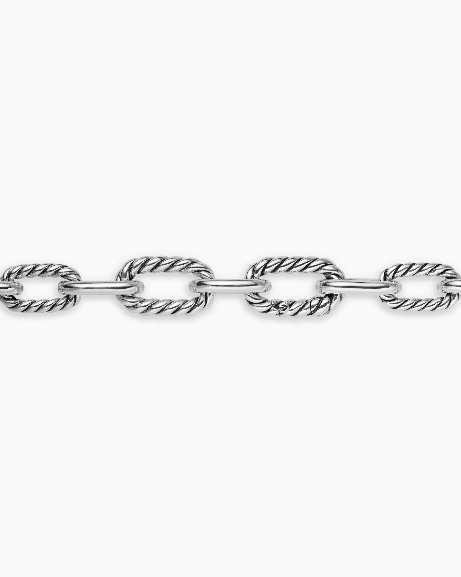 DY Madison Chain Necklace in Sterling Silver with 18K Yellow Gold, 8.5mm - Image 5