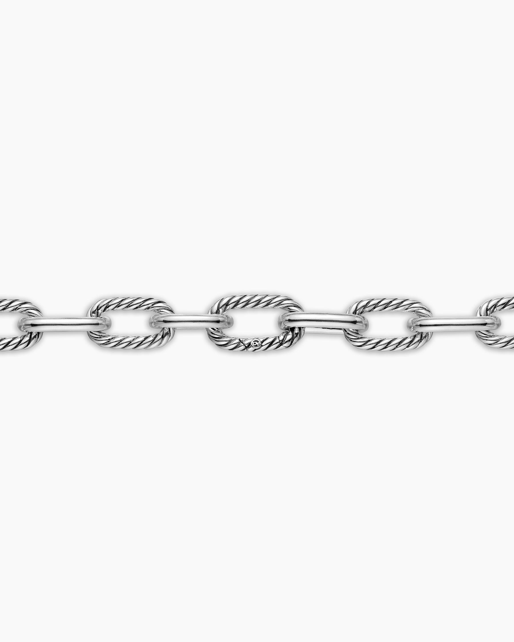 DY Madison Chain Necklace in Sterling Silver with 18K Yellow Gold, 11mm - Image 5