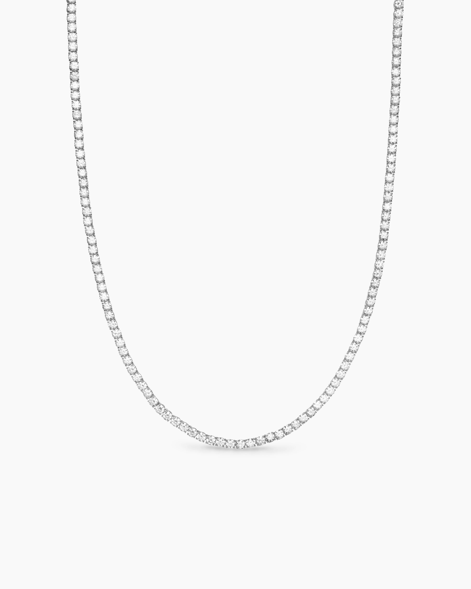 Tennis Necklace in 18K White Gold with Diamonds, 3mm