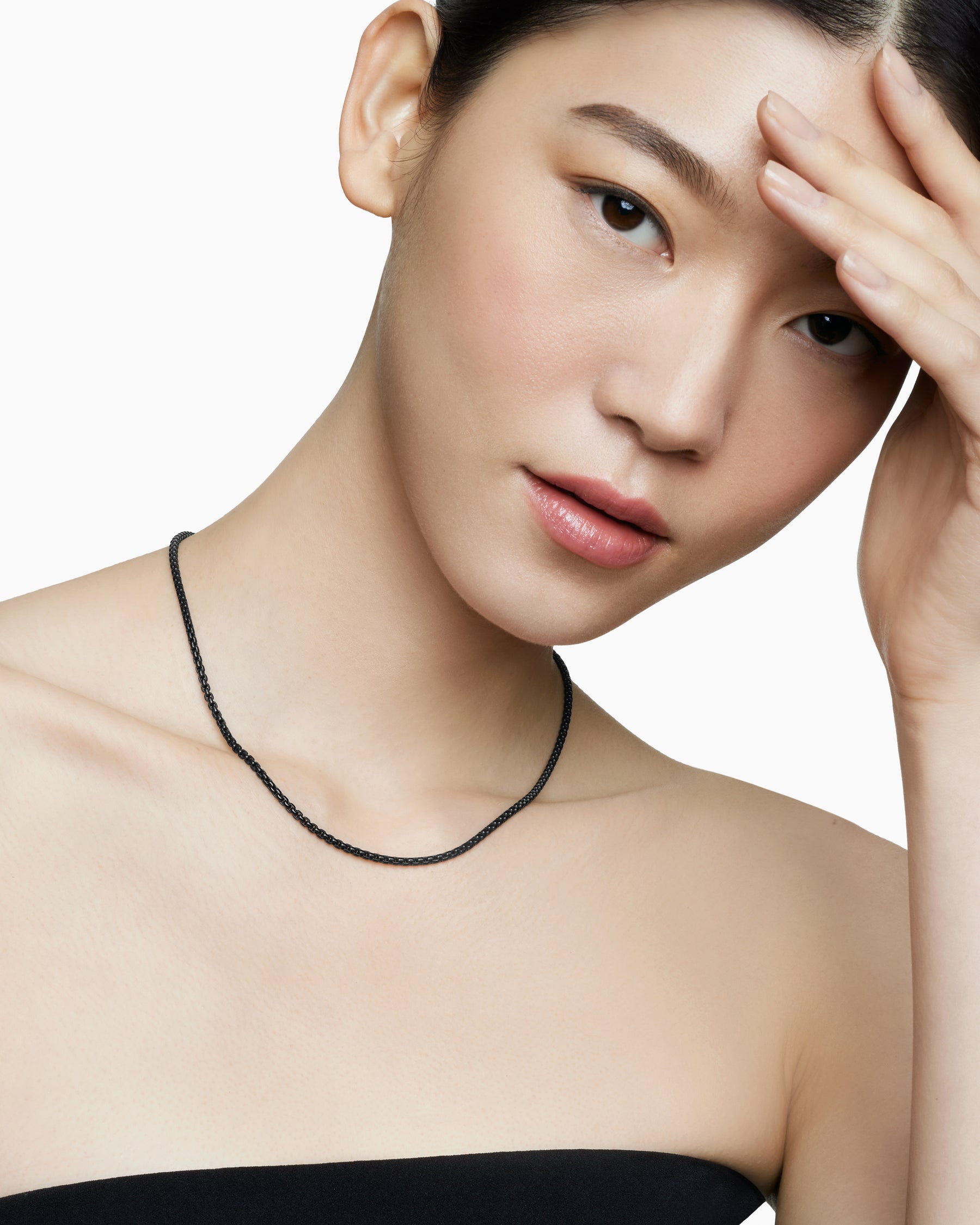 DY Bel Aire Color Box Chain Necklace in Black Acrylic with 14K Yellow Gold, 2.7mm - Image 6