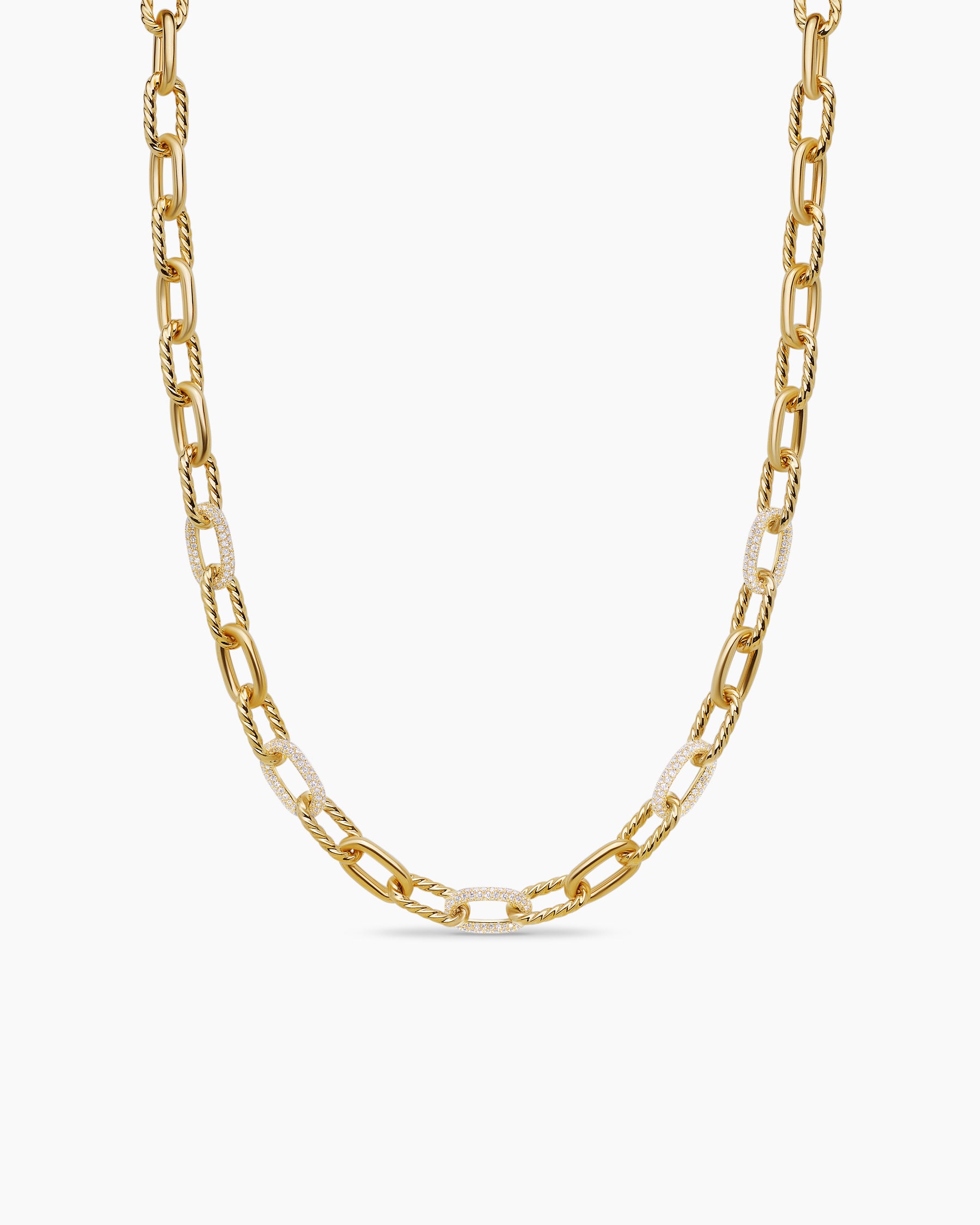 DY Madison Chain Necklace in 18K Yellow Gold with Diamonds, 8.5mm
