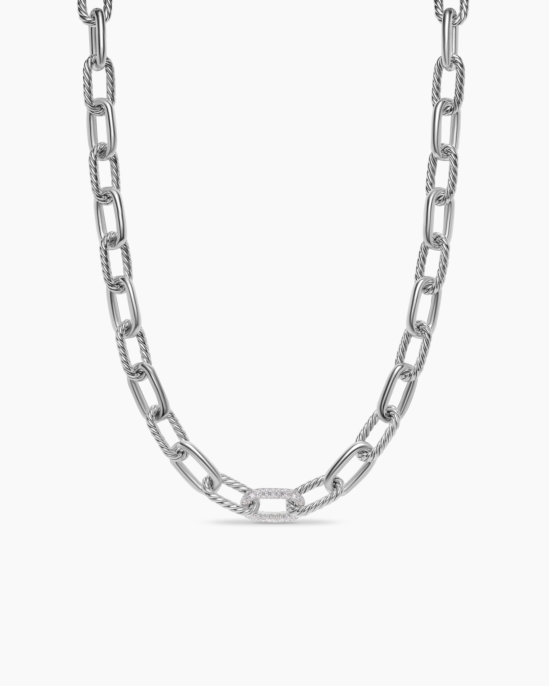 DY Madison Chain Necklace in Sterling Silver with Diamonds, 11mm