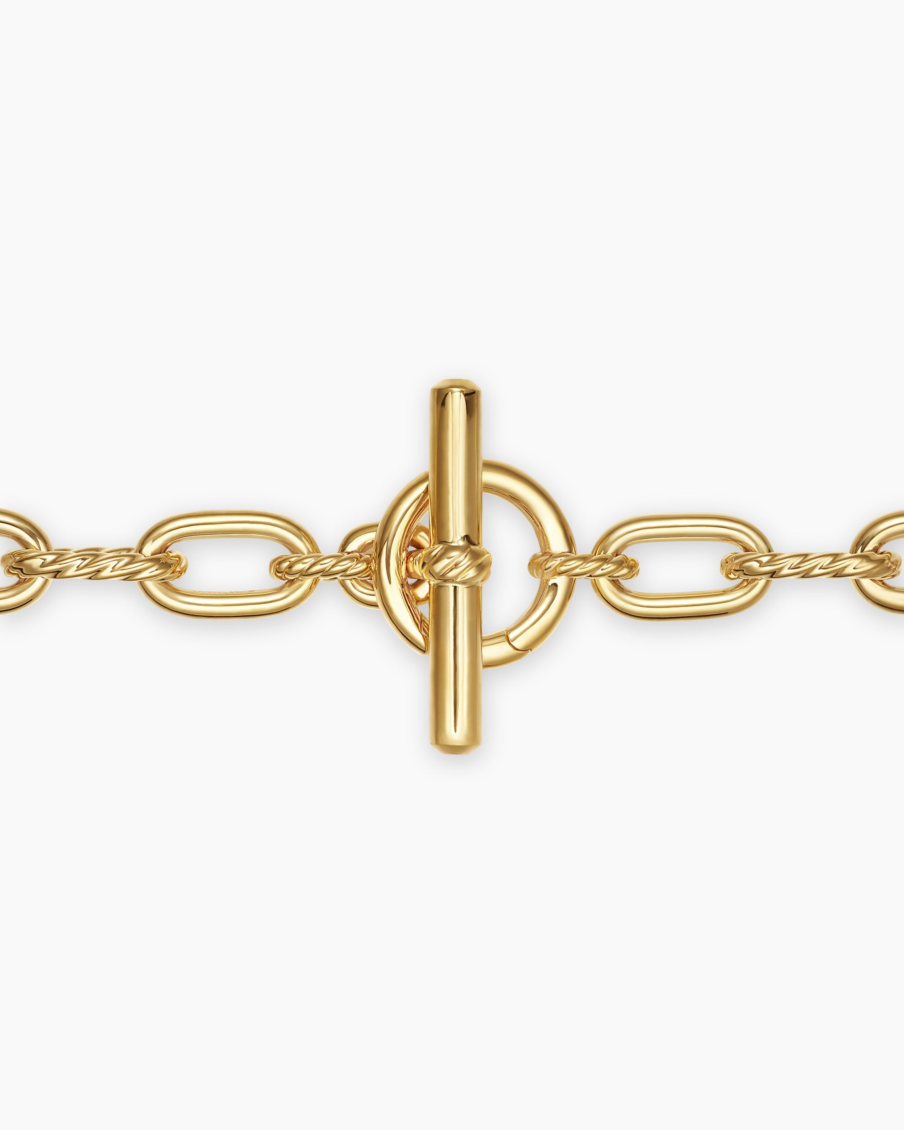 DY Madison Toggle Chain Necklace in 18K Yellow Gold, 8.5mm - Image 5