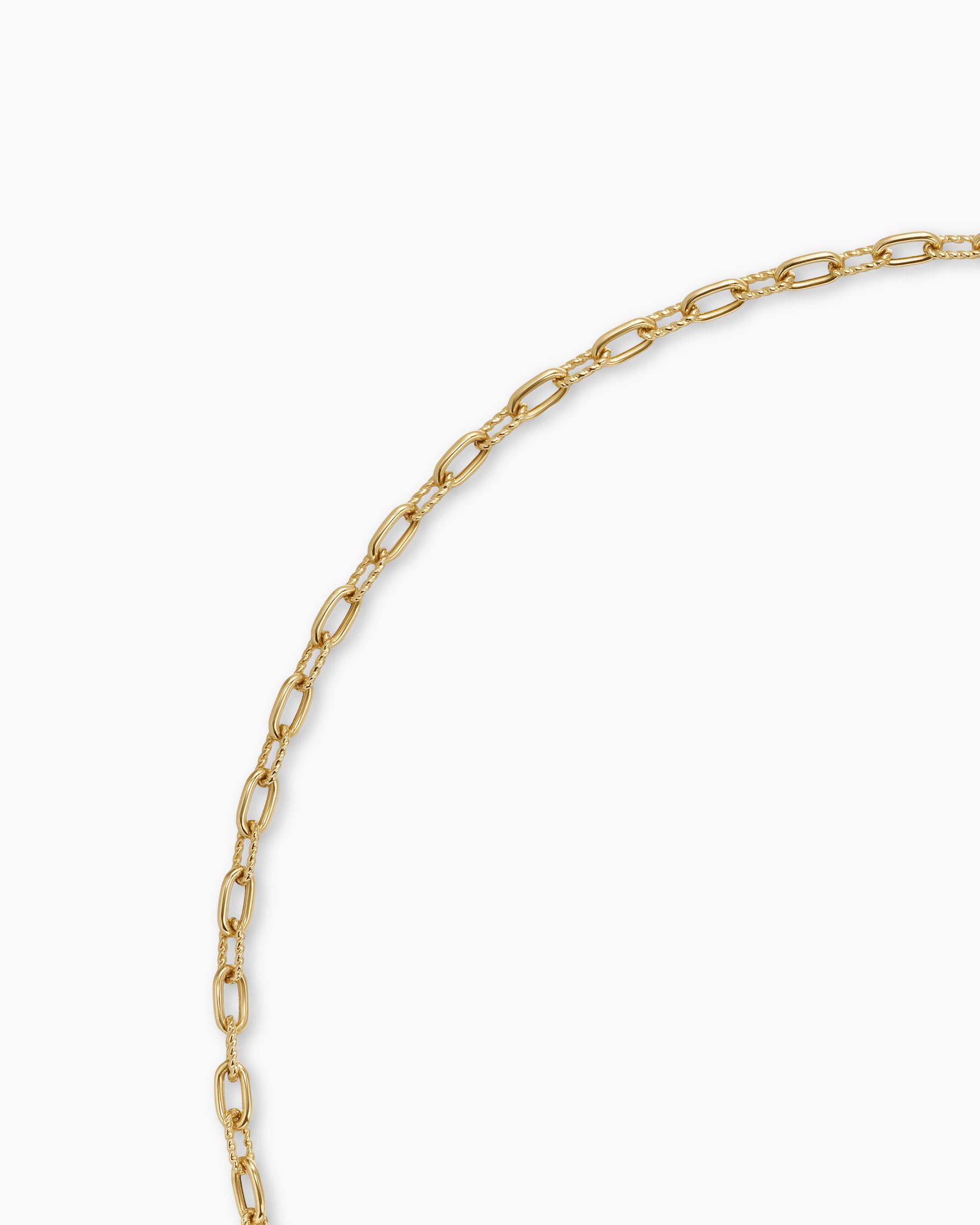 DY Madison Pavé Diamond Toggle Chain Necklace in 18K Yellow Gold, 3mm - Image 4