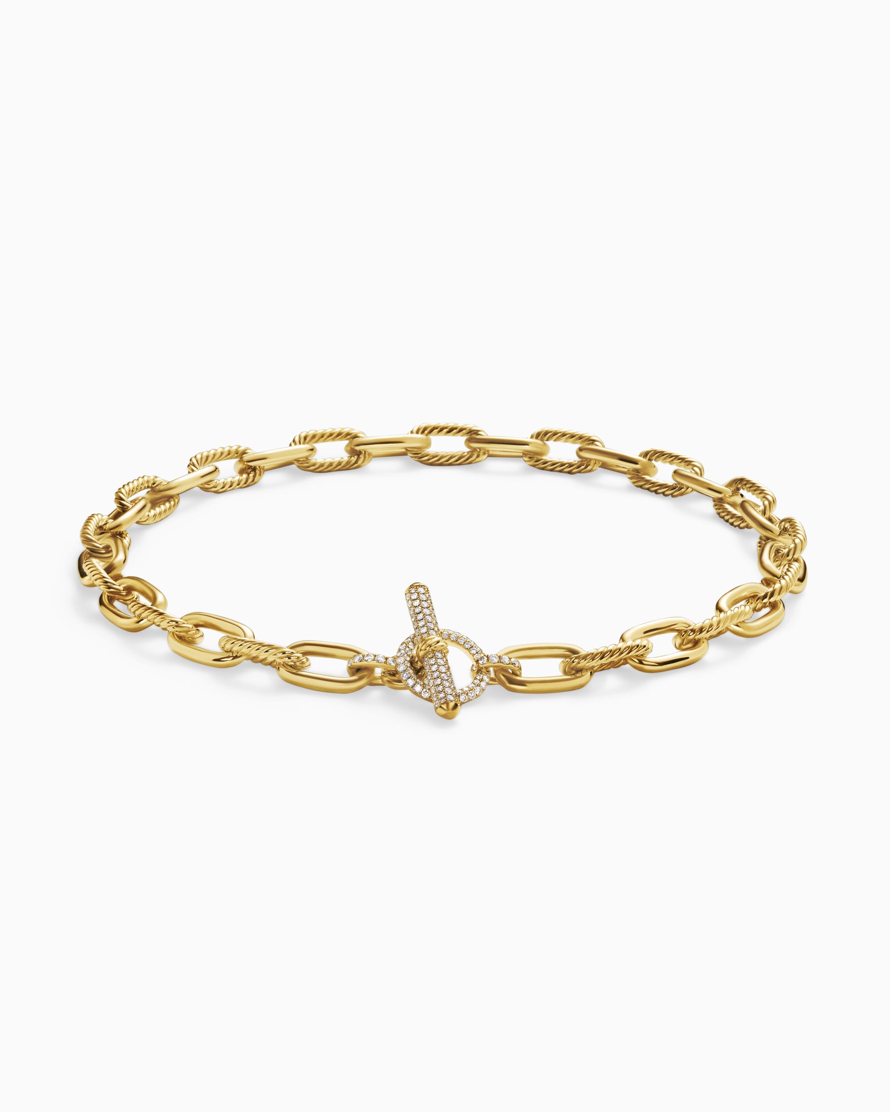 DY Madison Toggle Chain Necklace in 18K Yellow Gold with Diamonds, 11mm - Image 3