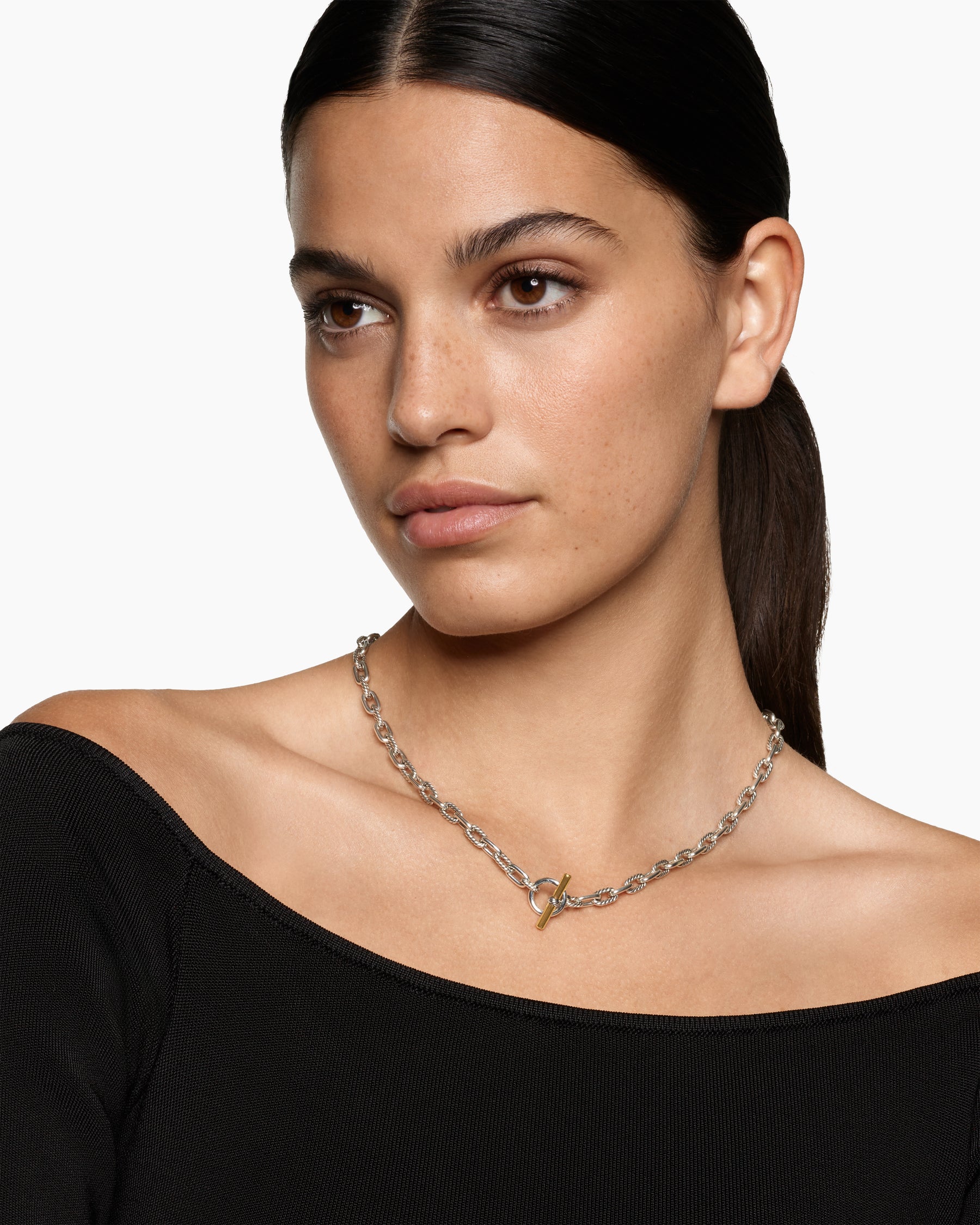 Alternative view of DY Madison Toggle Chain Necklace in Sterling Silver and 18K Yellow Gold, 5.5mm