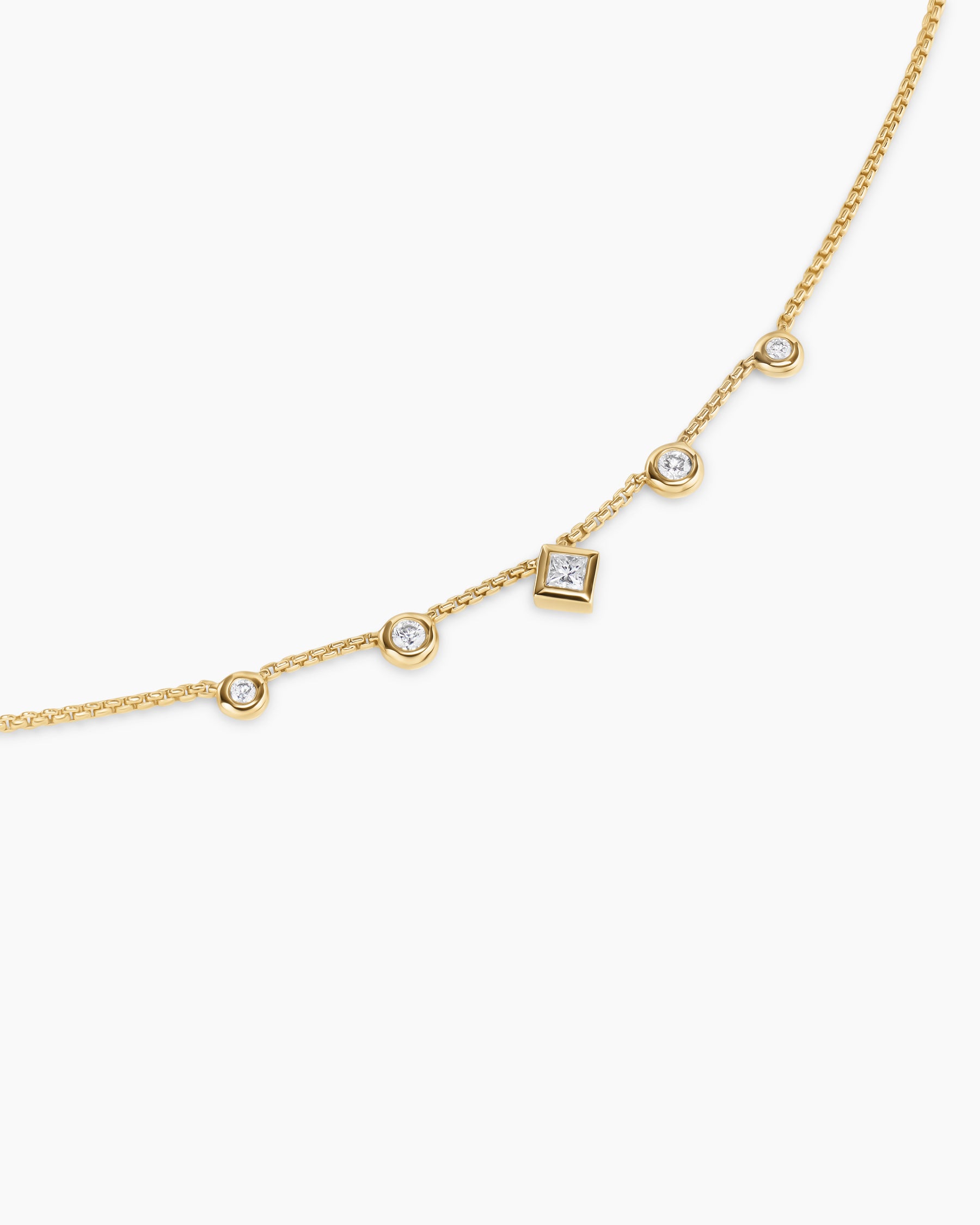 Petite Modern Renaissance Station Chain Necklace in 18K Yellow Gold with Diamonds, 3.4mm - Image 5