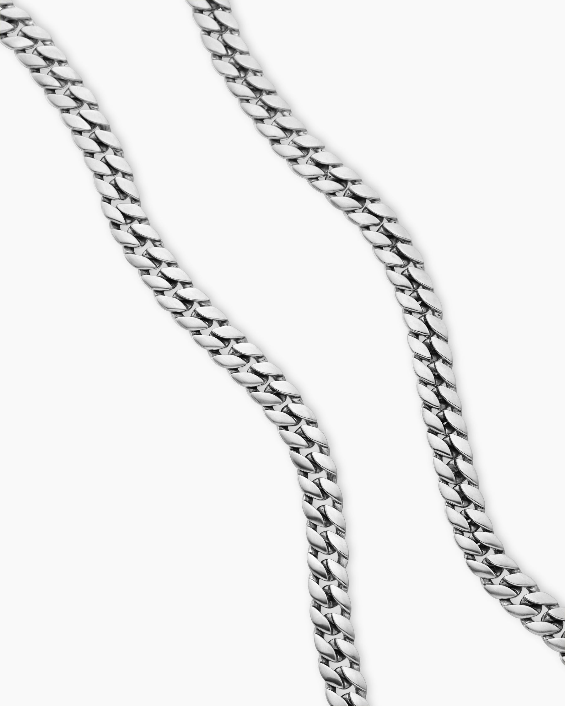 Alternative view of Curb Chain Necklace in Platinum, 8mm
