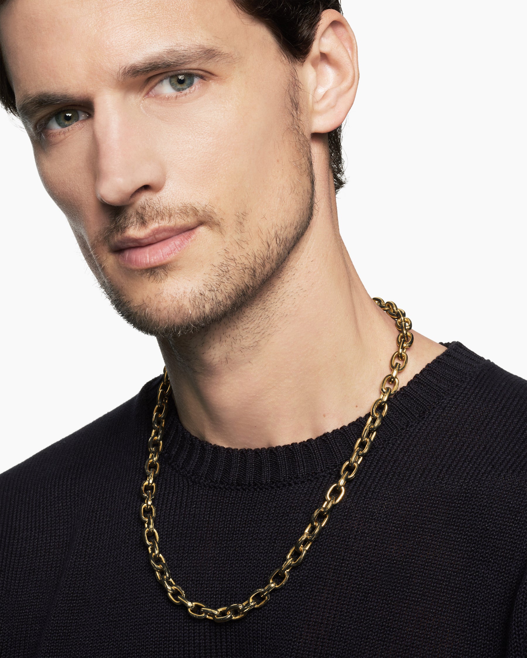 Streamline Oval Link Necklace in 18K Yellow Gold with Forged Carbon, 8.5mm - Image 6