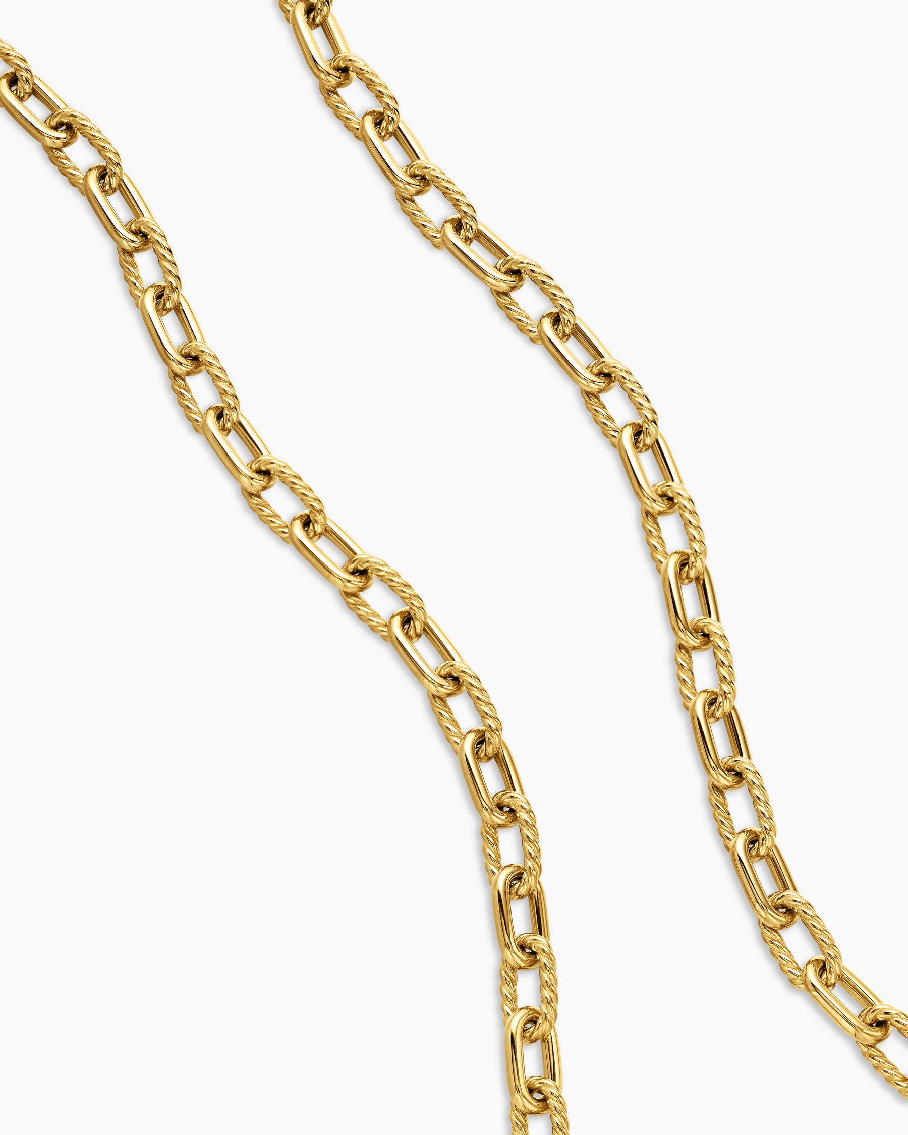 DY Madison Chain Necklace in 18K Yellow Gold, 6mm - Image 3