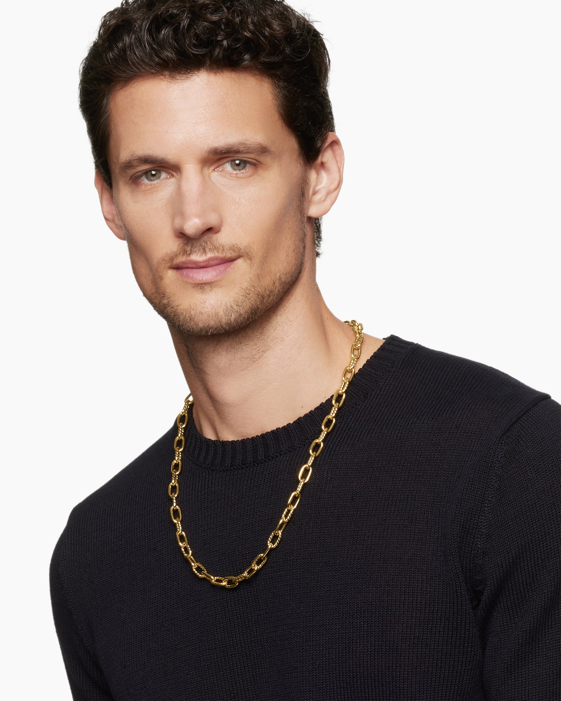 Alternative view of DY Madison Chain Necklace in 18K Yellow Gold, 8.5mm
