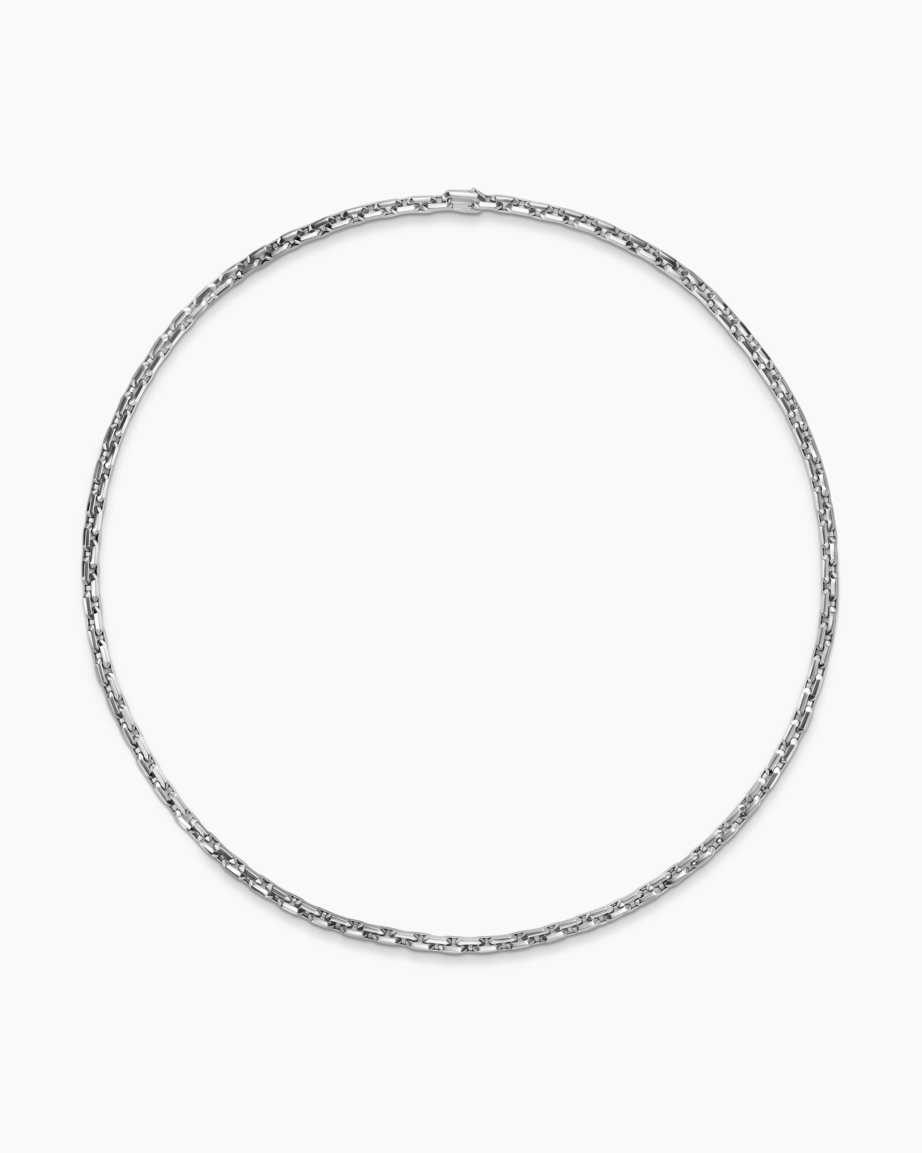 Streamline Link Necklace in Platinum, 5.5mm - Image 4
