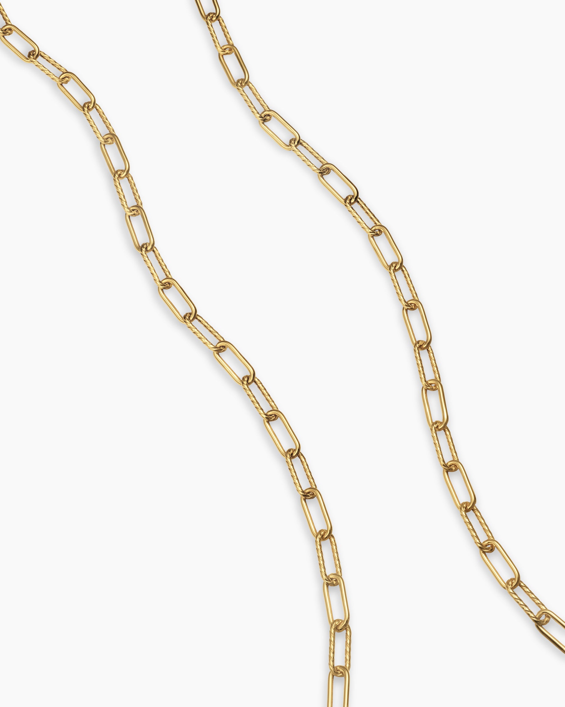 DY Madison Chain Necklace in 18K Yellow Gold, 4mm - Image 3