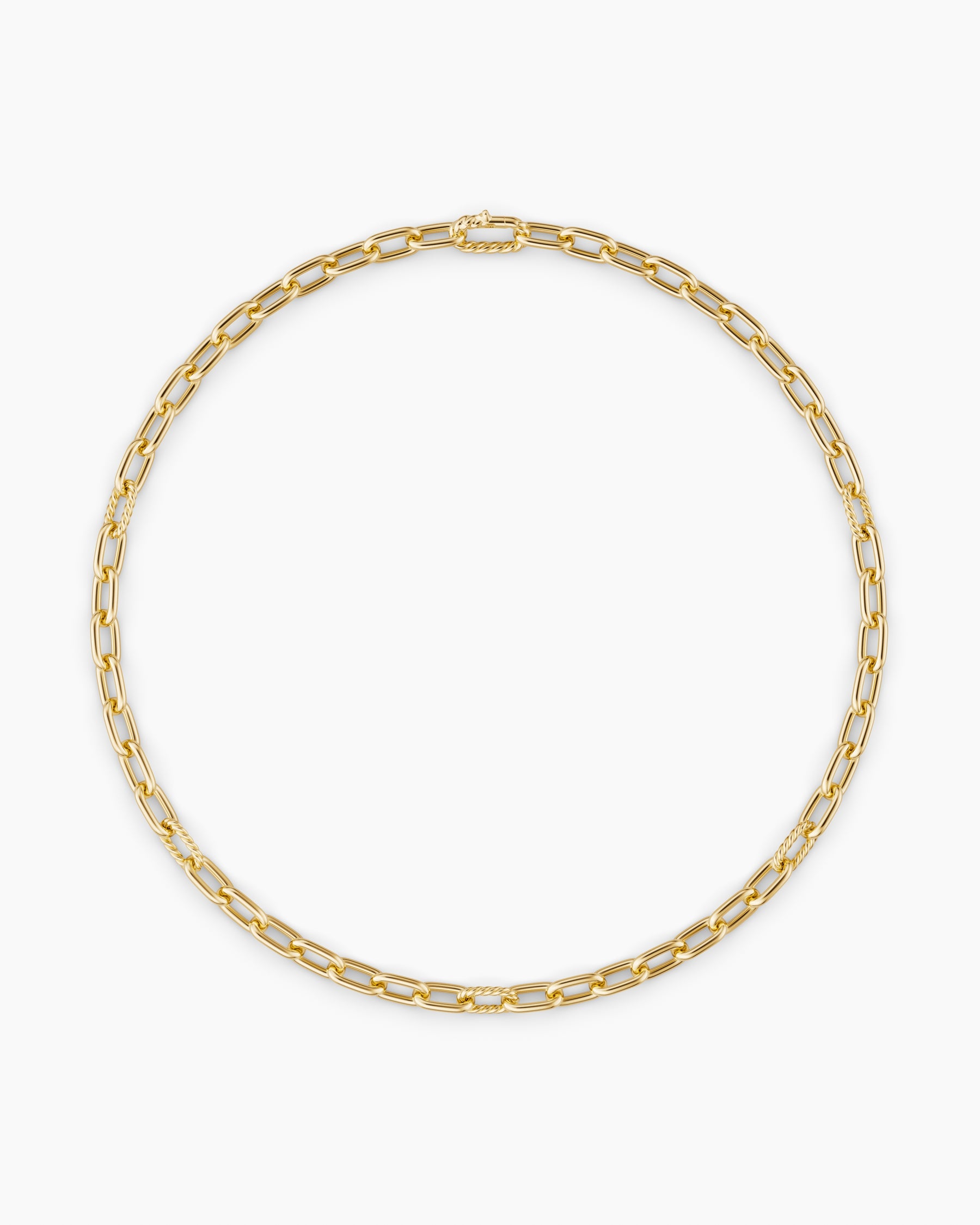 DY Madison Chain Necklace in 18K Yellow Gold, 8.5mm - Image 4