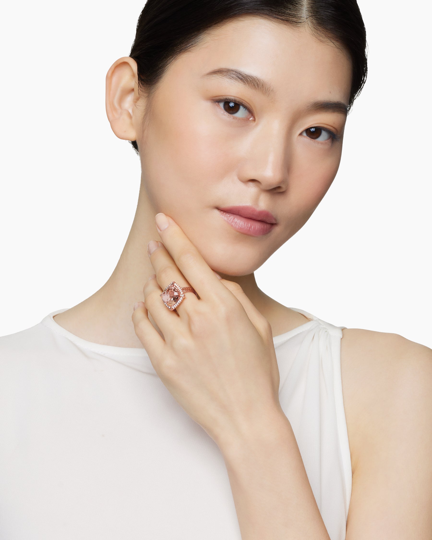 Alternative view of Chatelaine Pavé Bezel Ring in 18K Rose Gold with Morganite and Diamonds, 14mm