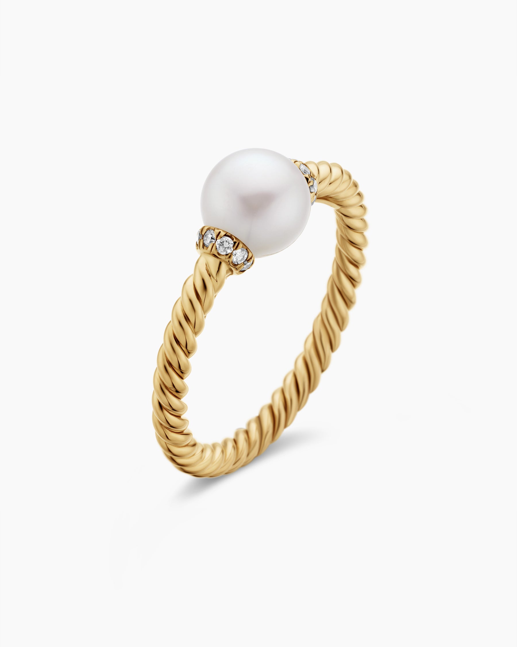 Petite Solari Station Ring in 18K Yellow Gold with Pearl and Diamonds, 2.3mm - Image 3