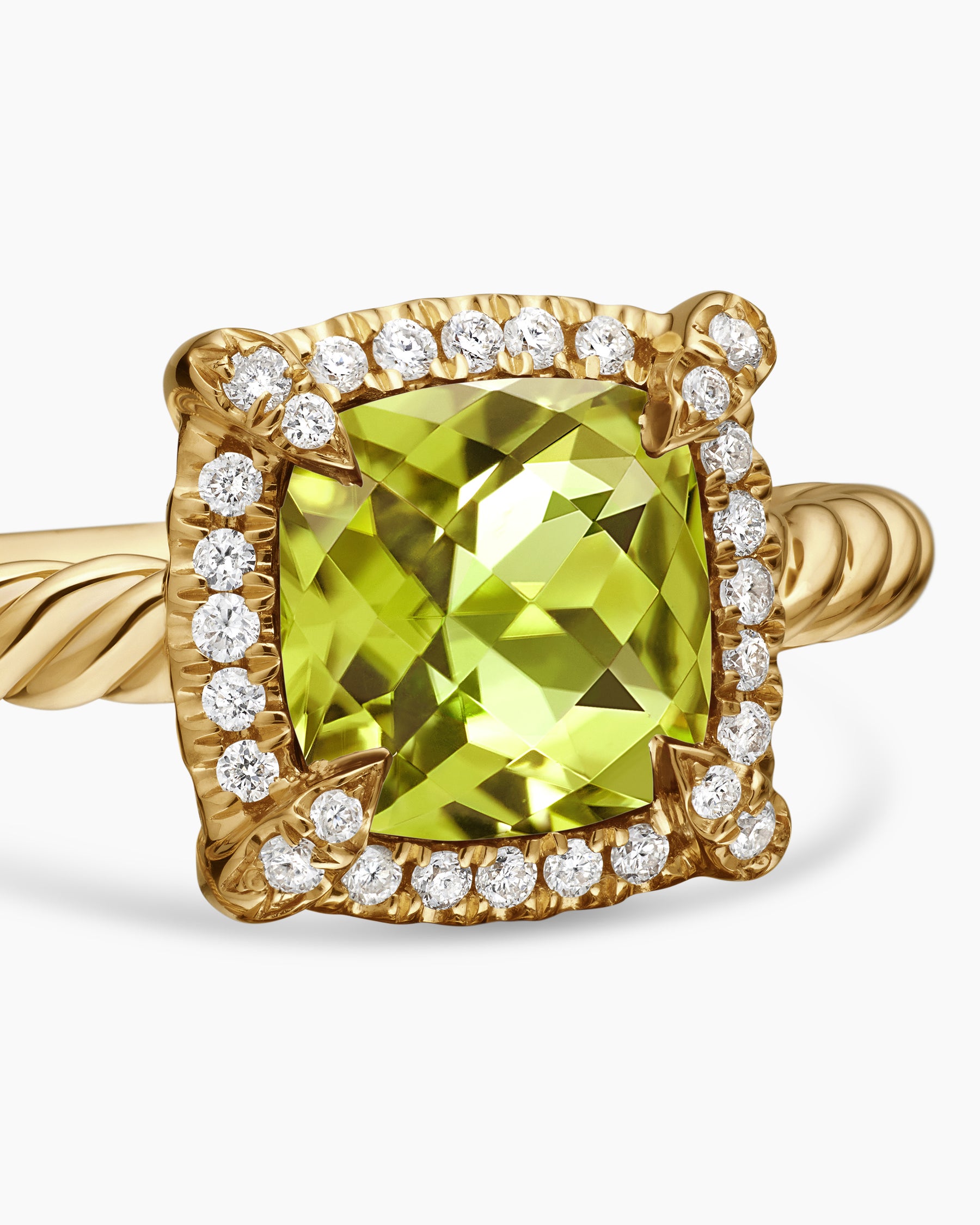 Petite Chatelaine Pavé Bezel Ring in 18K Yellow Gold with Peridot and Diamonds, 7mm - Image 5