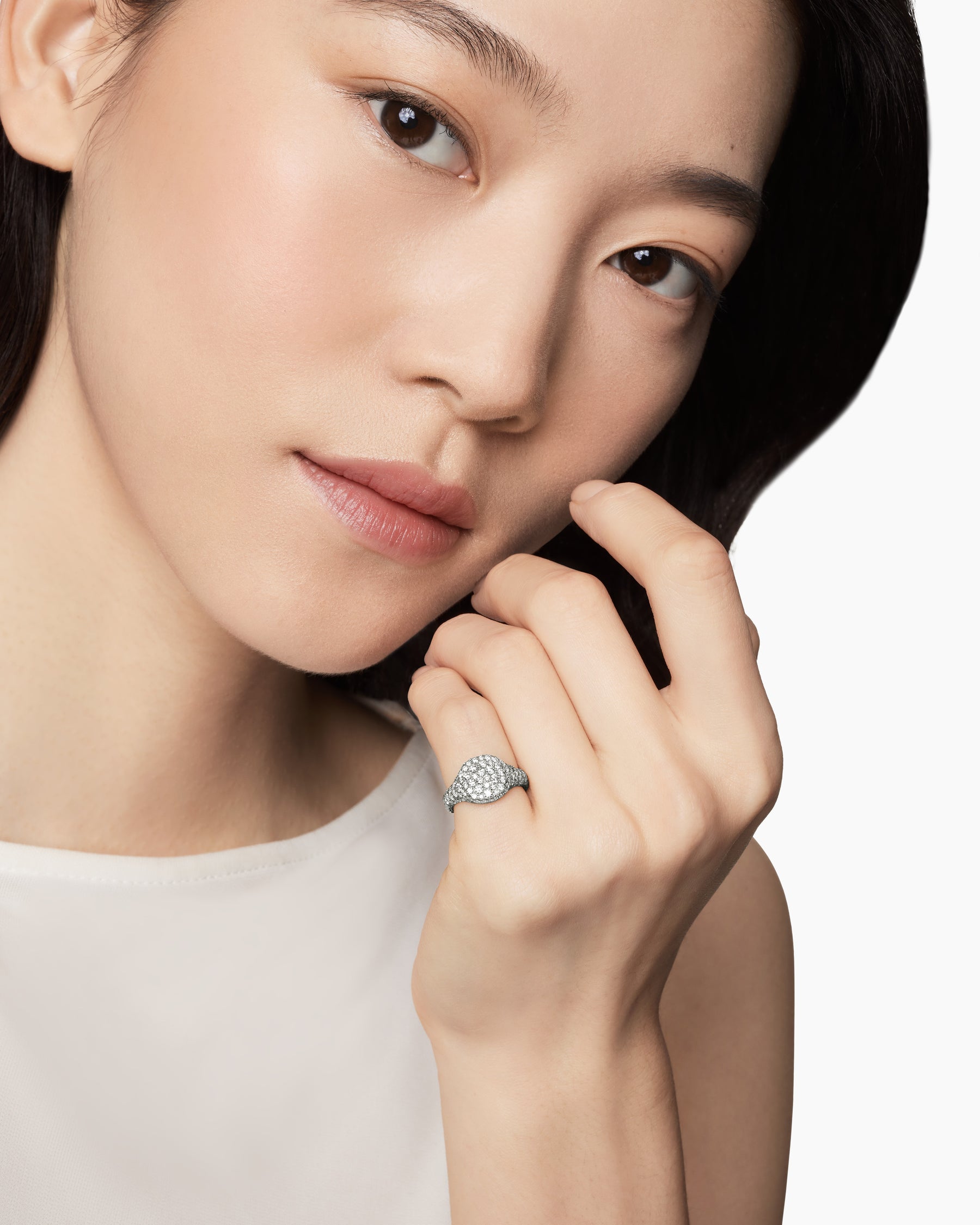 Pavé Pinky Ring in 18K White Gold with Diamonds, 10mm - Image 7