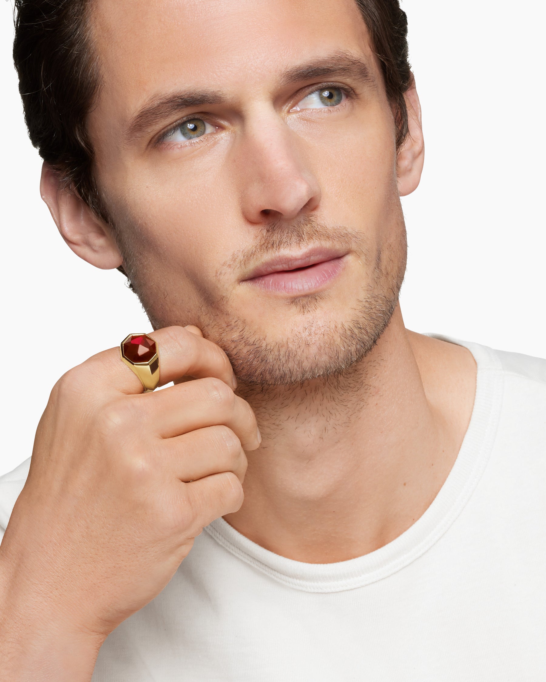 Faceted Signet Ring in 18K Yellow Gold with Garnet, 17.3mm - Image 7