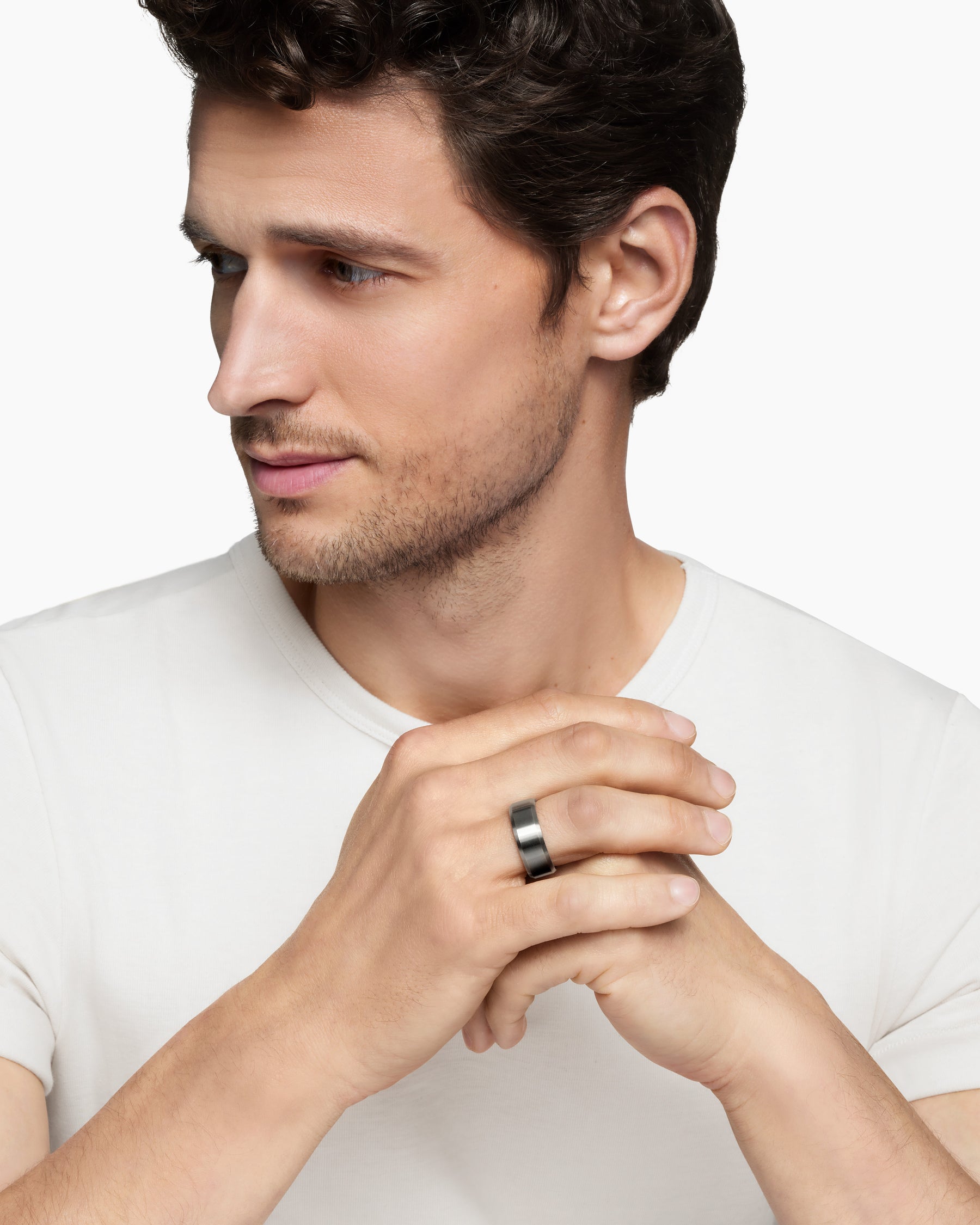 Streamline Beveled Band Ring in Grey Titanium, 8.5mm - Image 7