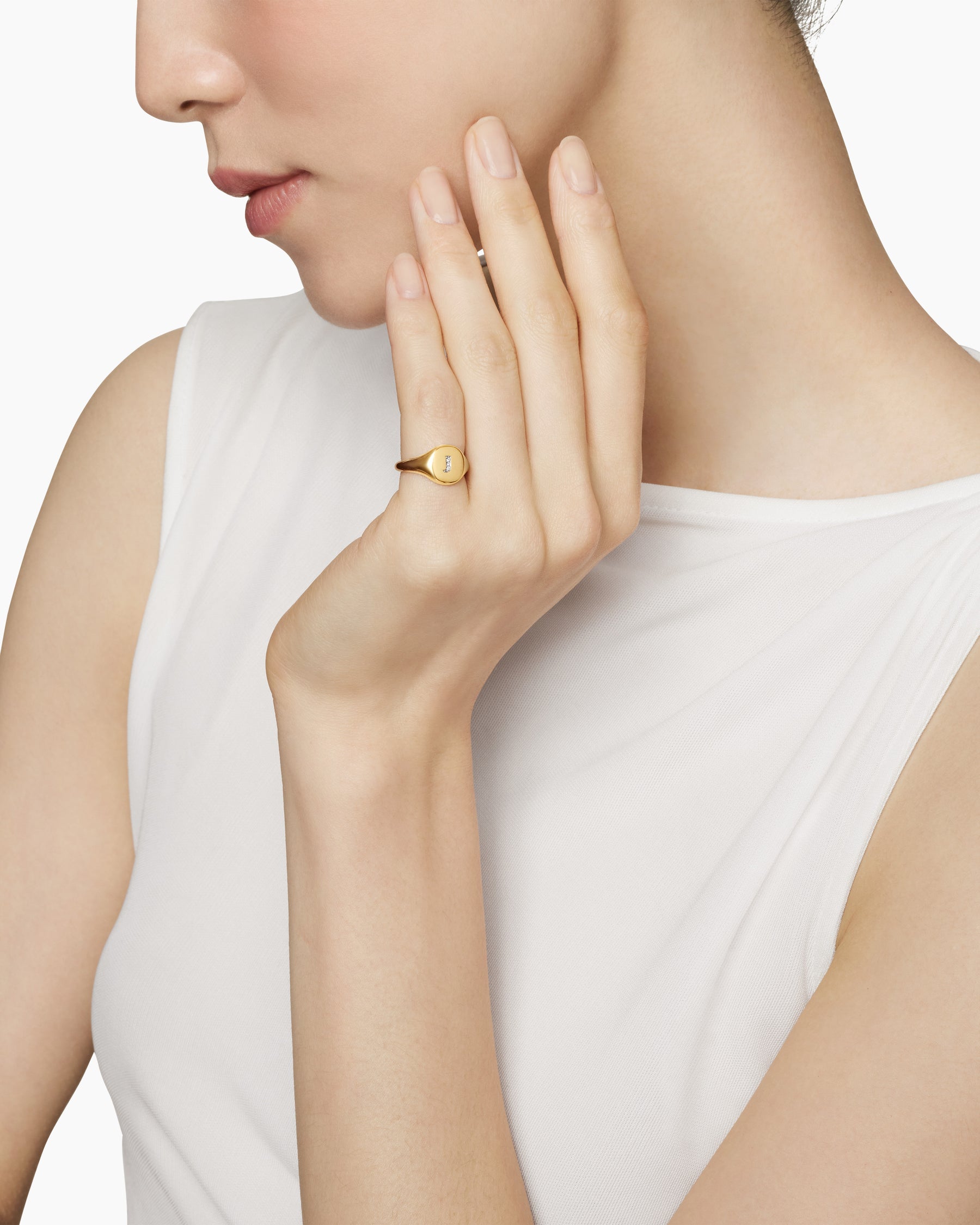 Alternative view of DY Initial Pinky Ring in 18K Yellow Gold with Diamond J, 9.8mm