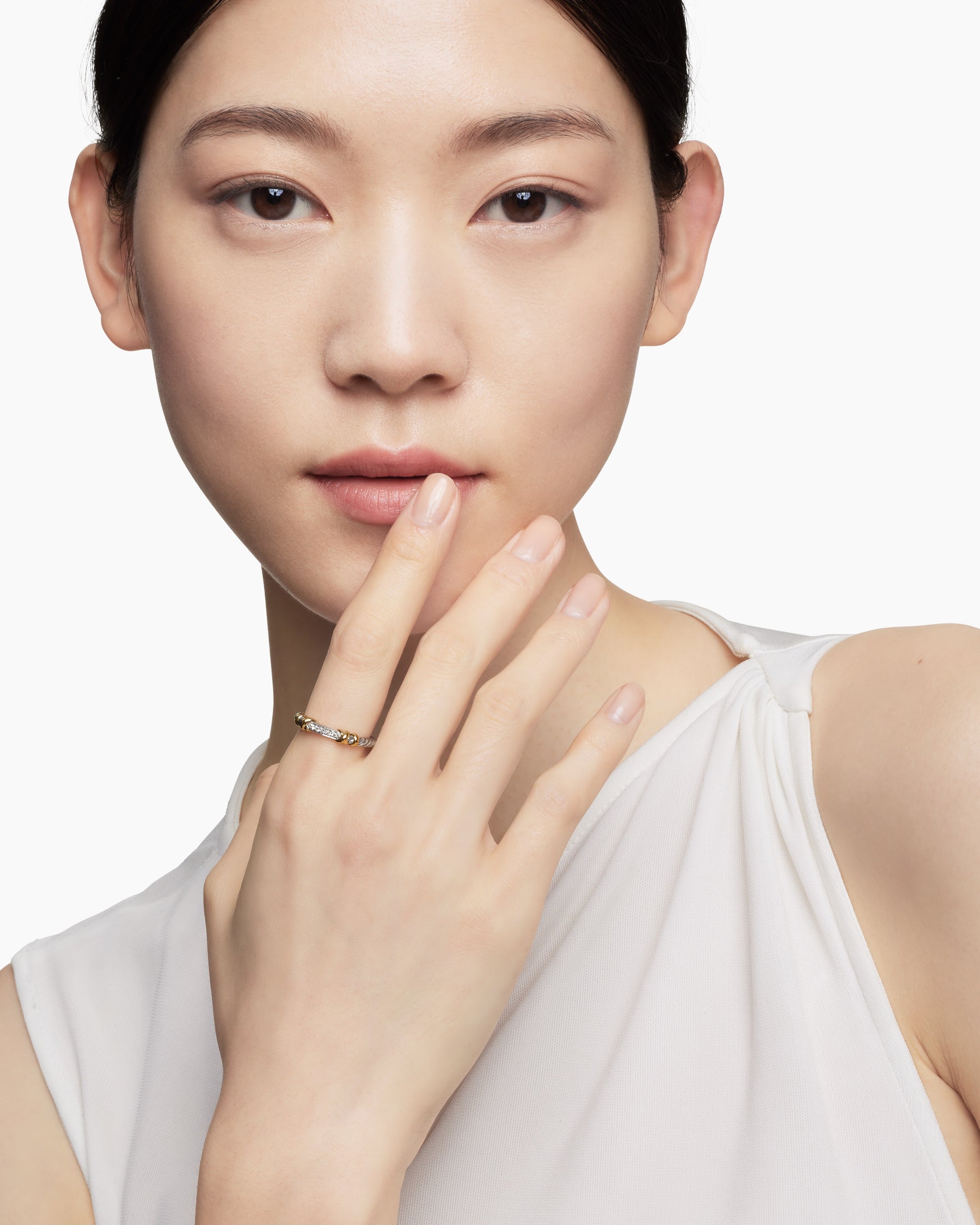 Alternative view of Petite Helena Wrap Band Ring in Sterling Silver with 18K Yellow Gold and Diamonds, 4mm