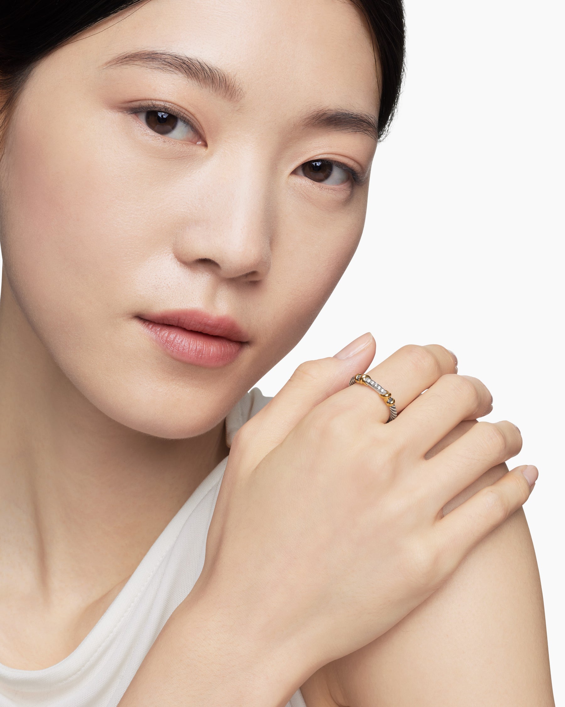 Petite Helena Wrap Band Ring in Sterling Silver with 18K Yellow Gold and Diamonds, 4mm - Image 8