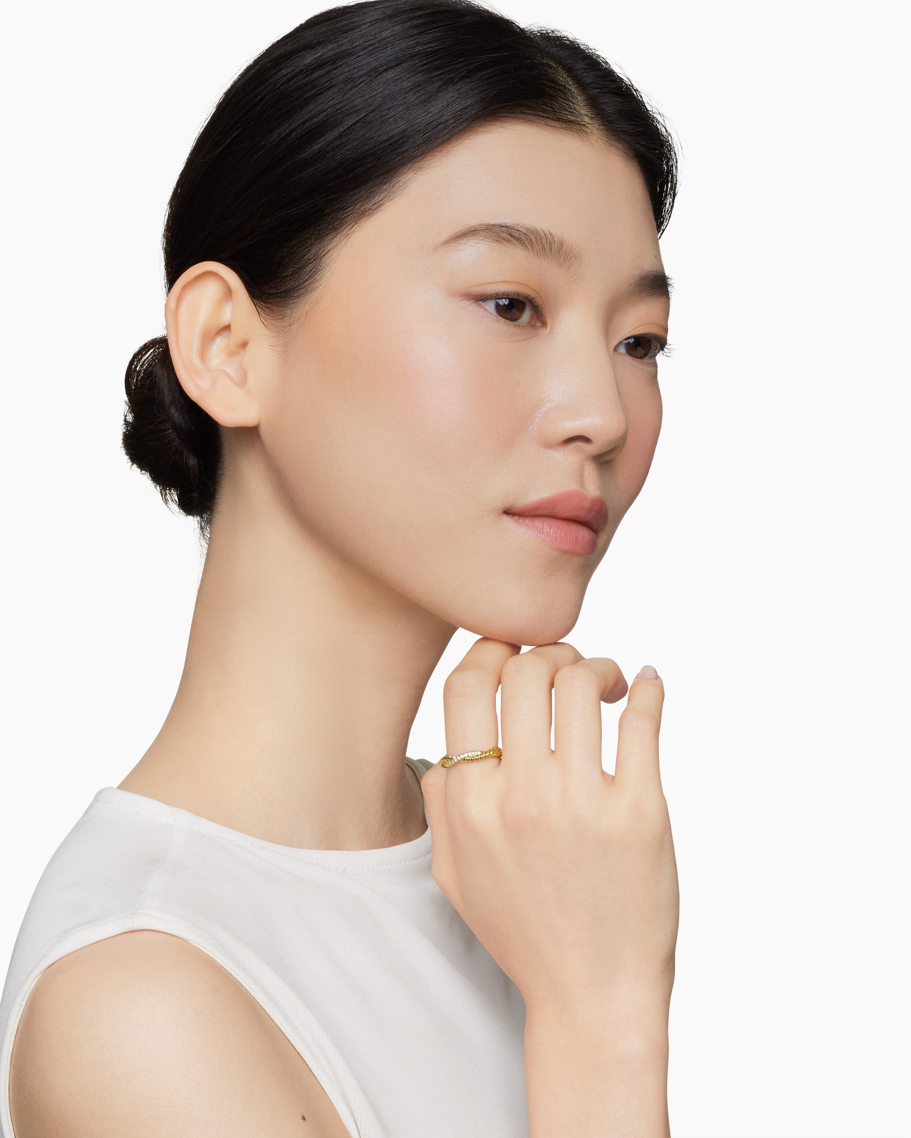 Alternative view of Petite Infinity Band Ring in 18K Yellow Gold with Diamonds, 4mm