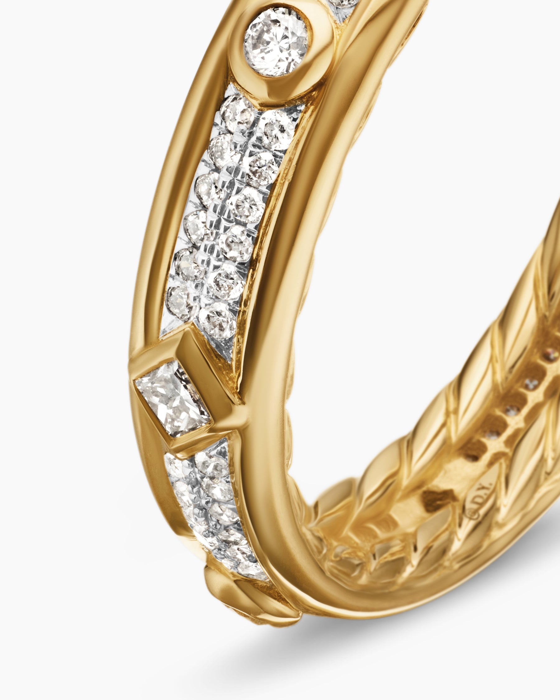 Modern Renaissance Band Ring in 18K Yellow Gold with Diamonds, 4mm - Image 6