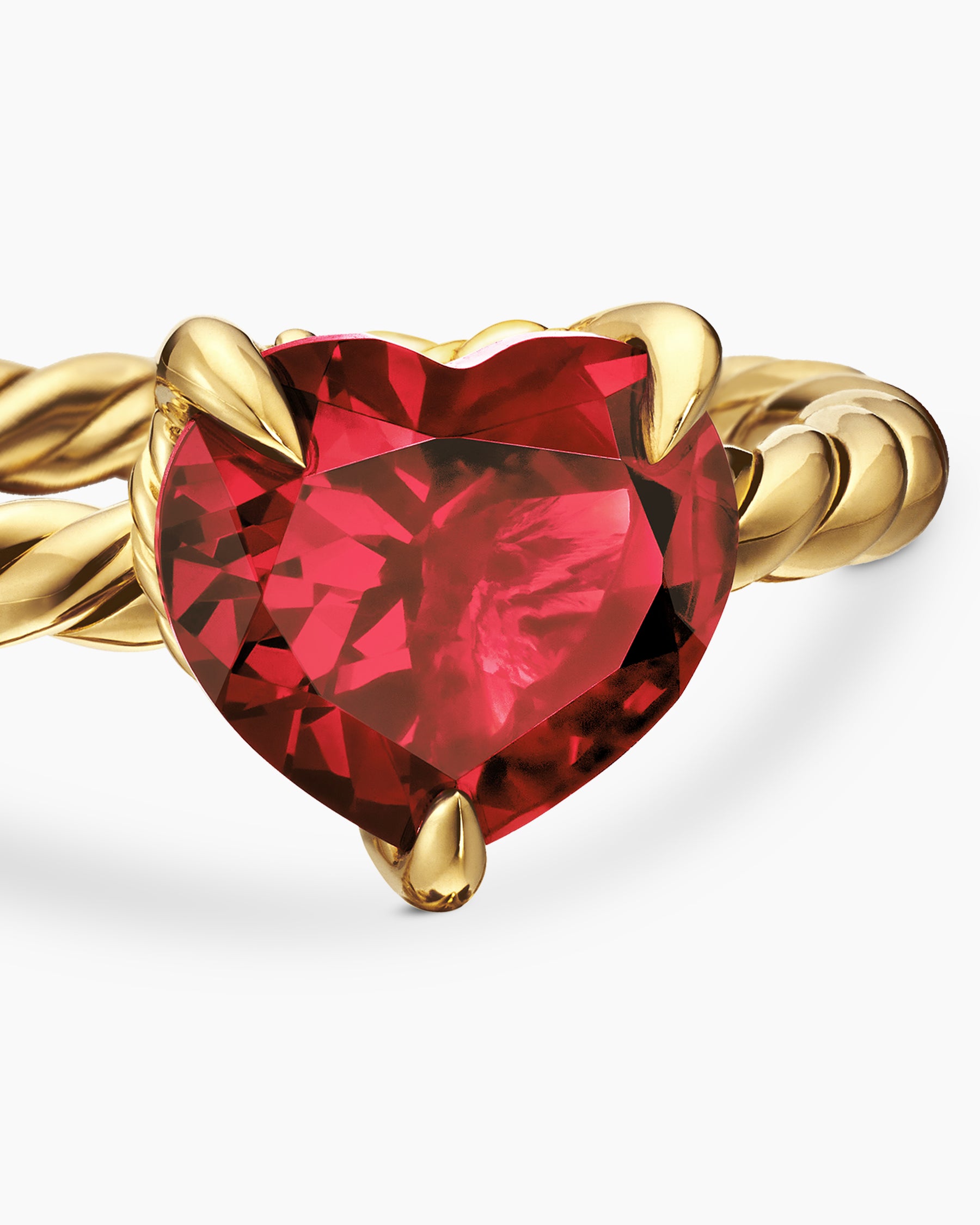 Chatelaine Heart Ring in 18K Yellow Gold with Garnet, 7mm - Image 5