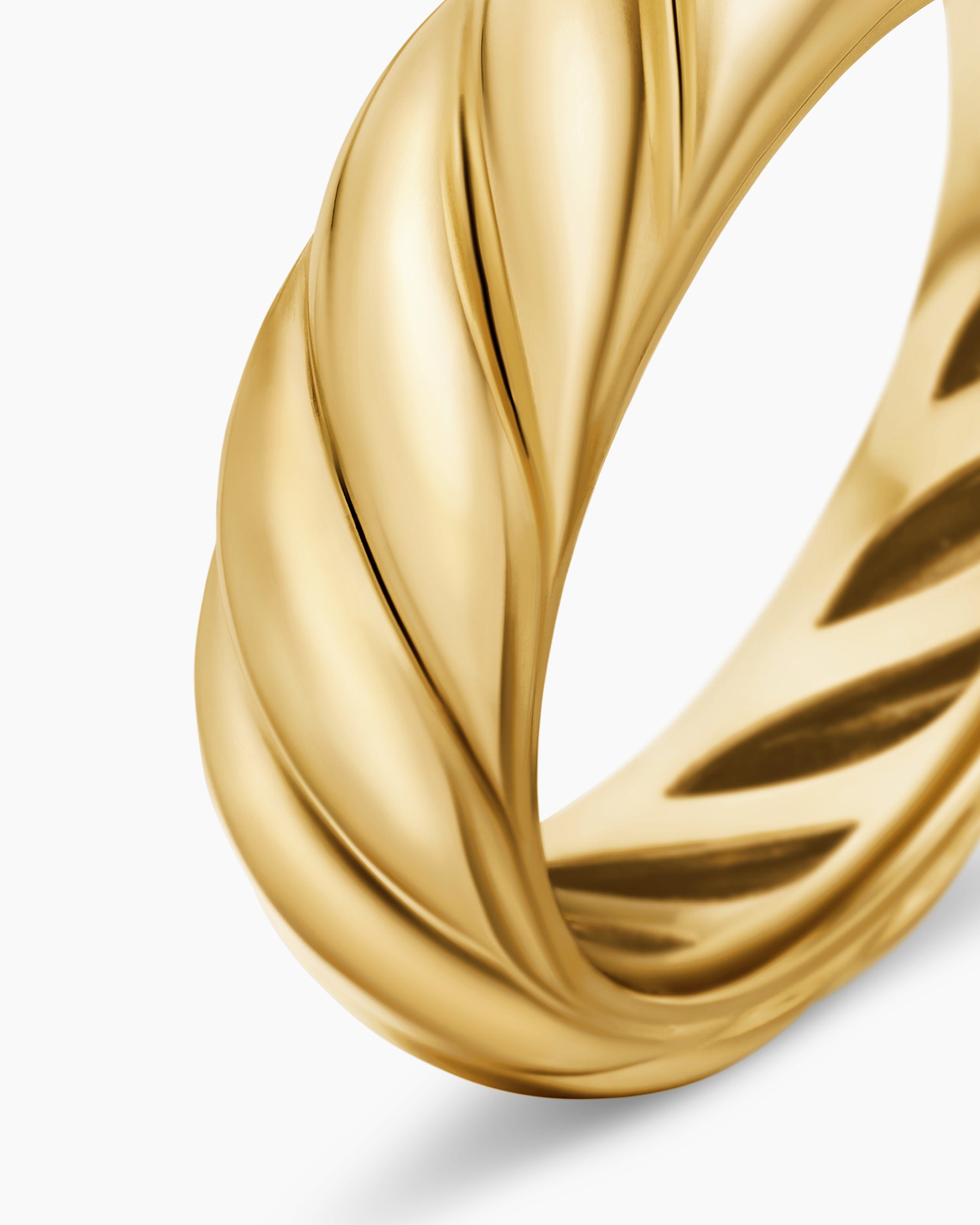 Sculpted Cable Band Ring in 18K Yellow Gold, 6mm - Image 6