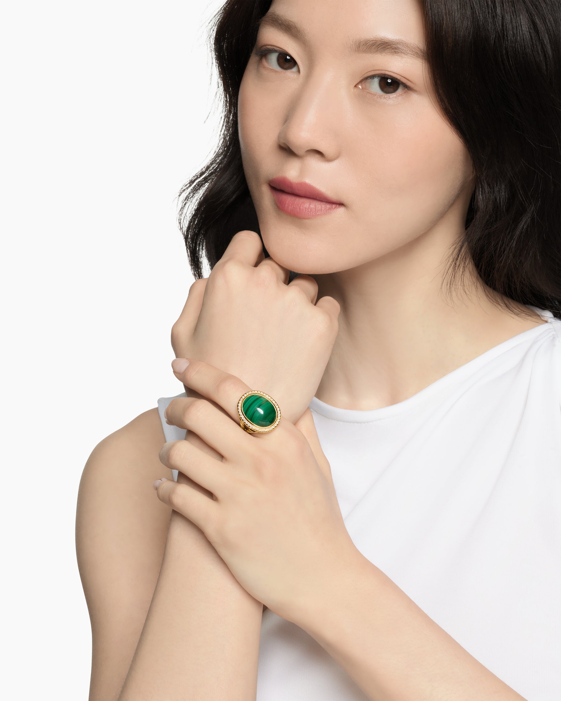 Alternative view of Albion Oval Ring in 18K Yellow Gold with Malachite and Diamonds, 21mm