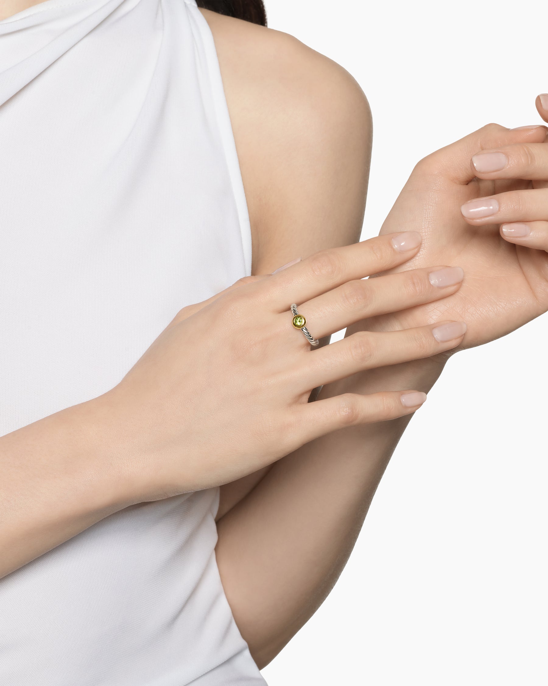 Alternative view of Petite Cable Ring in Sterling Silver with 14K Yellow Gold and Peridot, 2.8mm