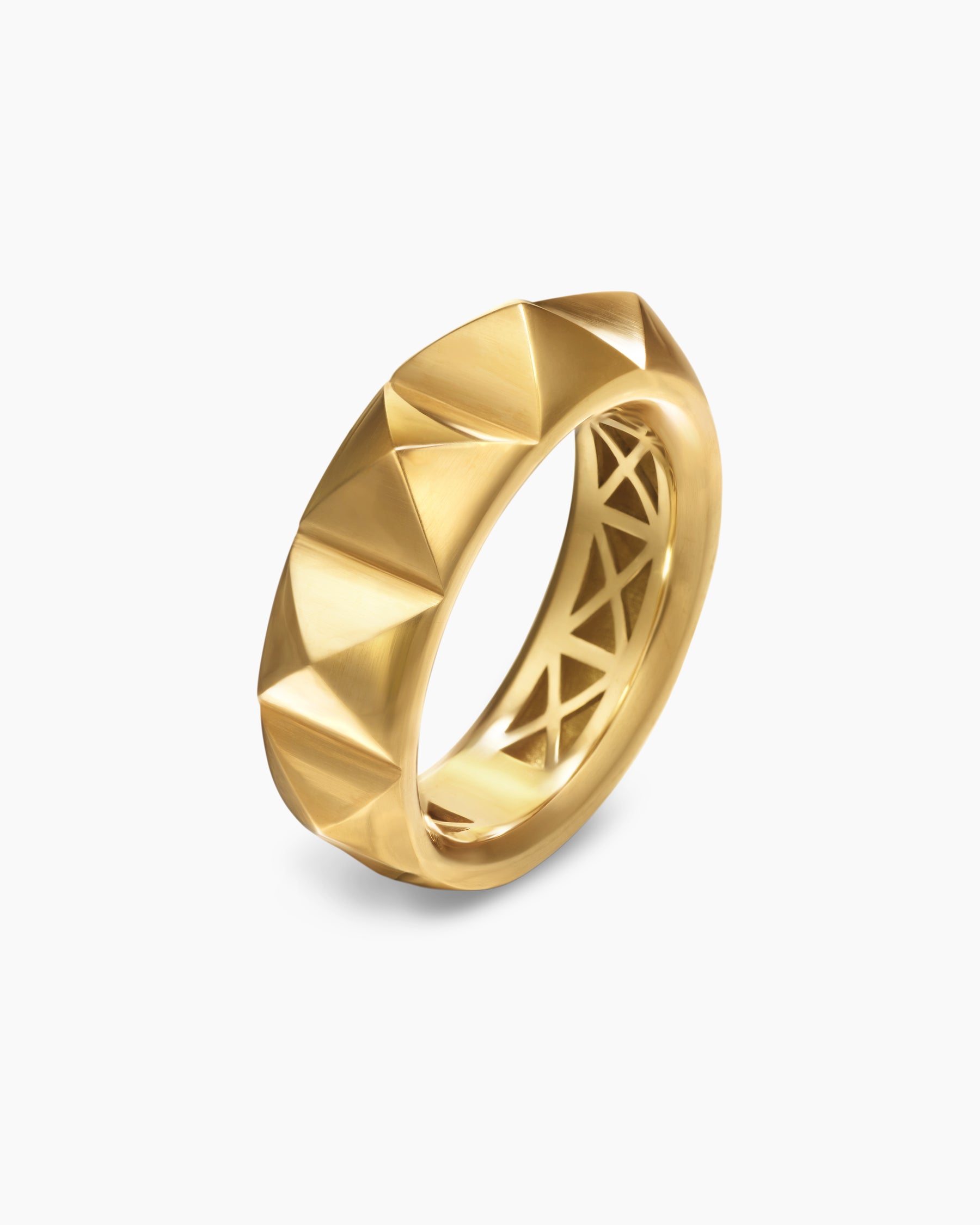 Pyramid Band Ring in 18K Yellow Gold, 6.5mm - Image 3