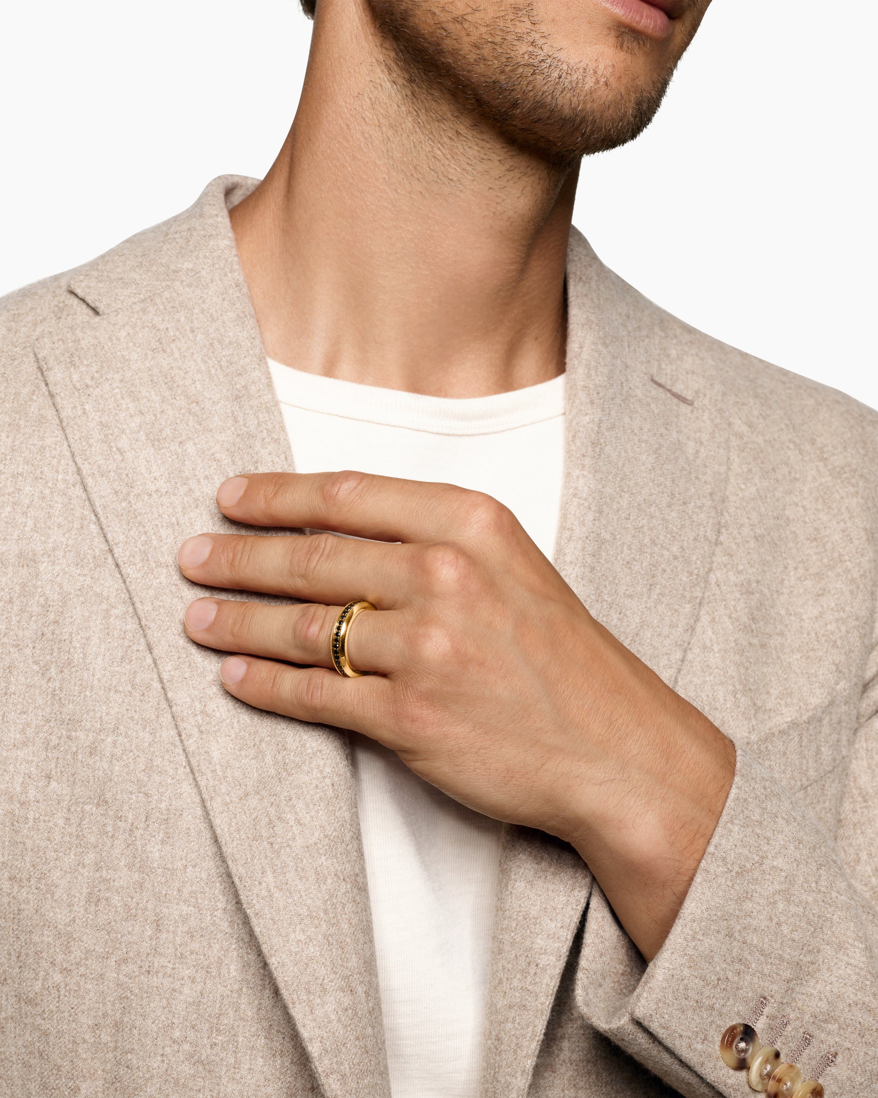 Alternative view of Beveled Band Ring in 18K Yellow Gold with Black Diamonds, 6mm