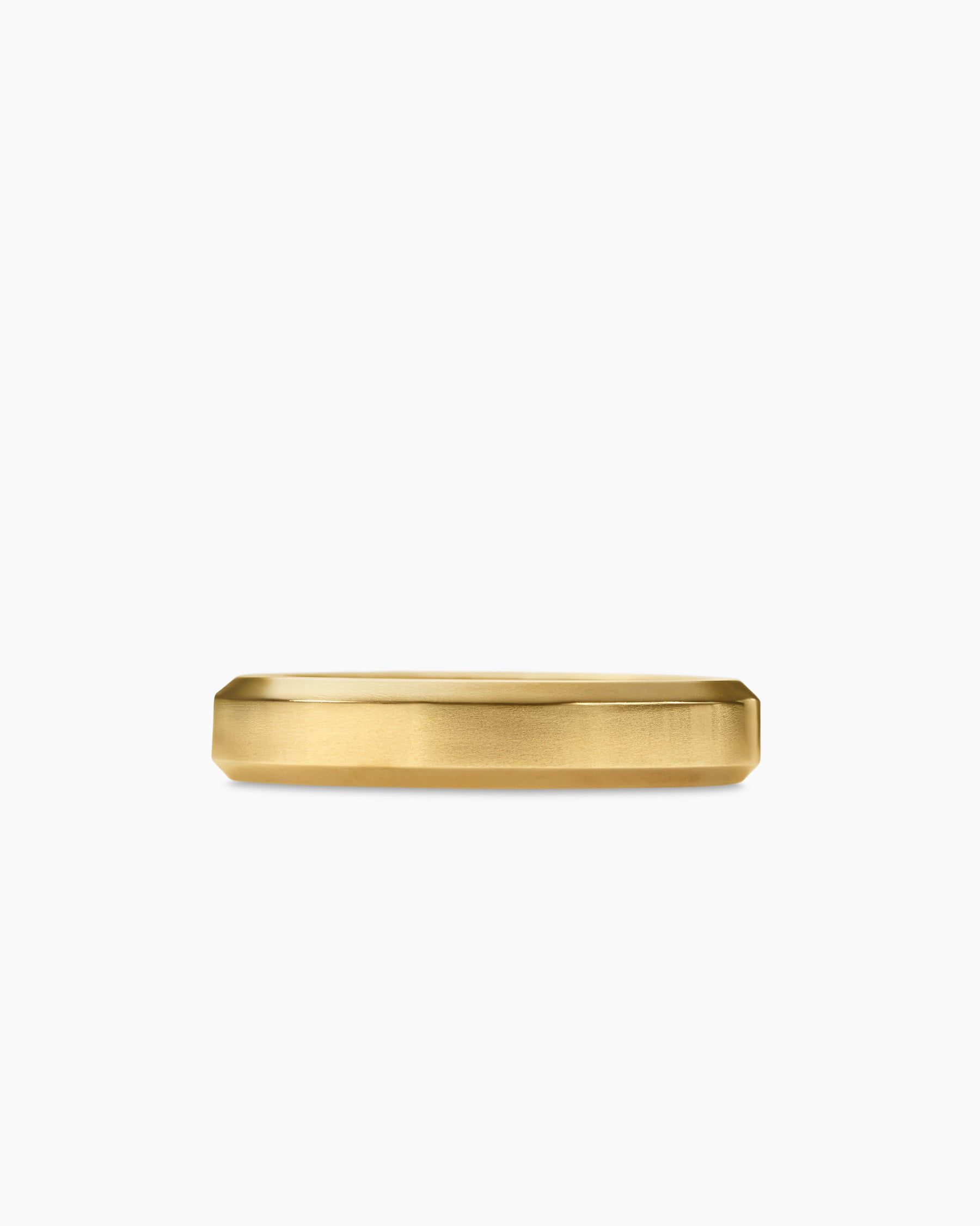 Beveled Band Ring in 18K Yellow Gold, 4mm - Image 4