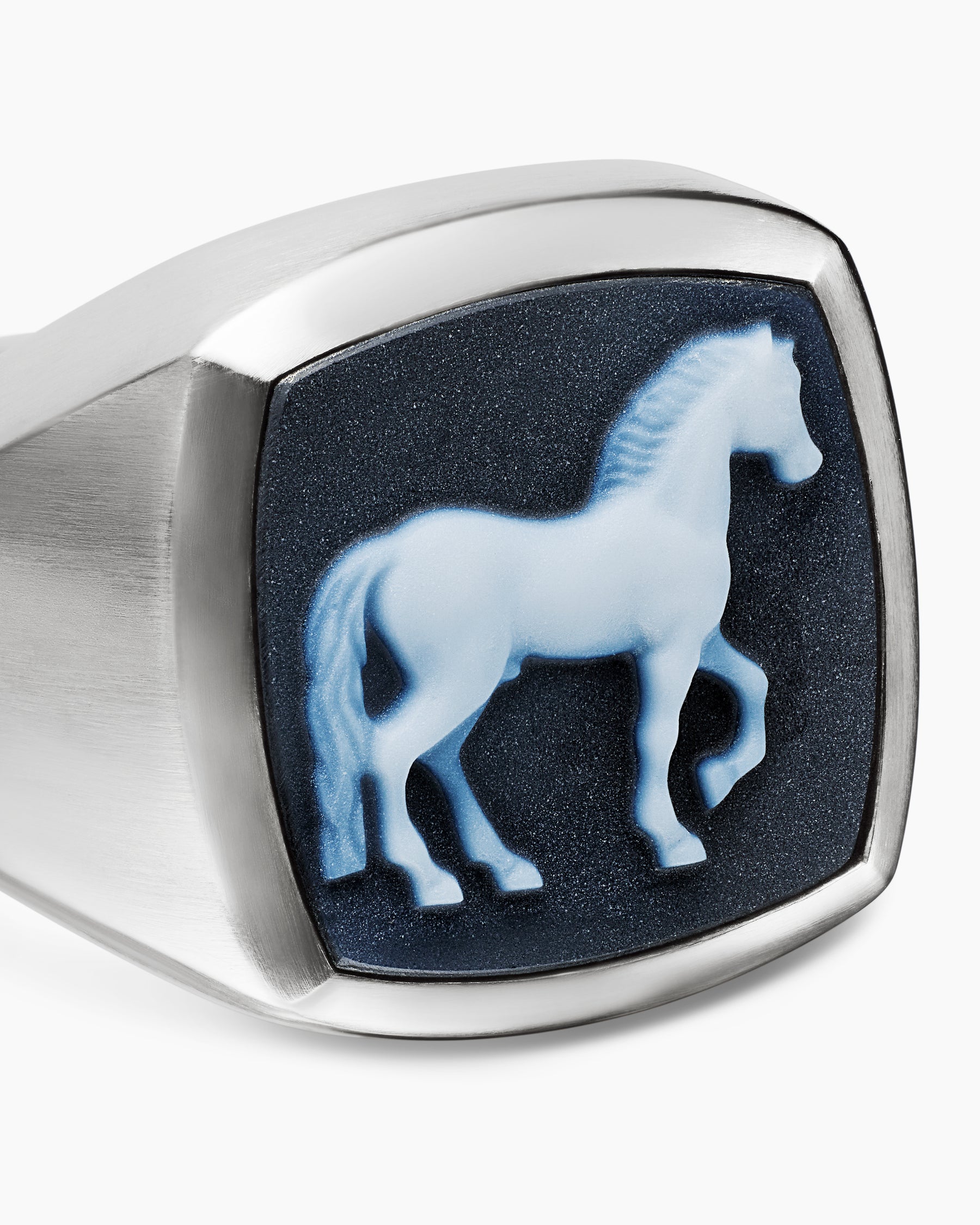 Petrvs Horse Signet Ring in Sterling Silver with Banded Agate, 18.3mm - Image 5