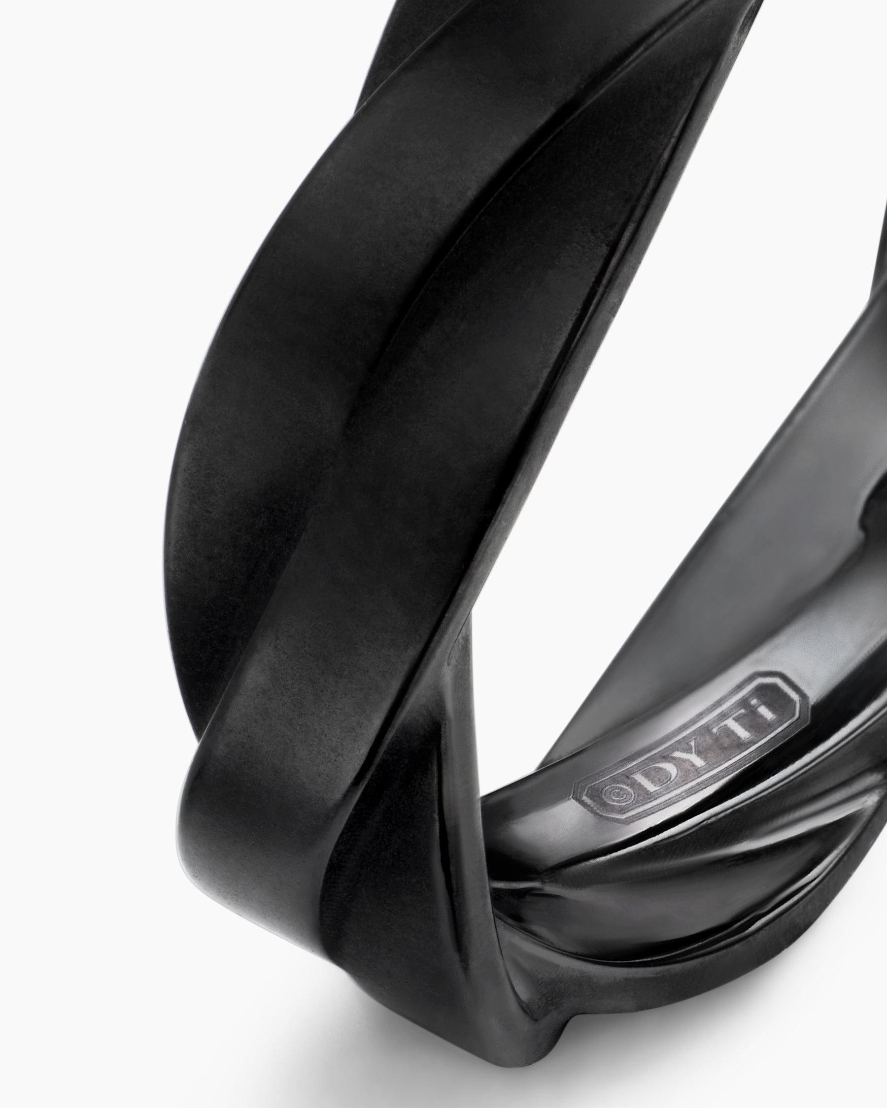 DY Helios Band Ring in Black Titanium, 6mm - Image 6