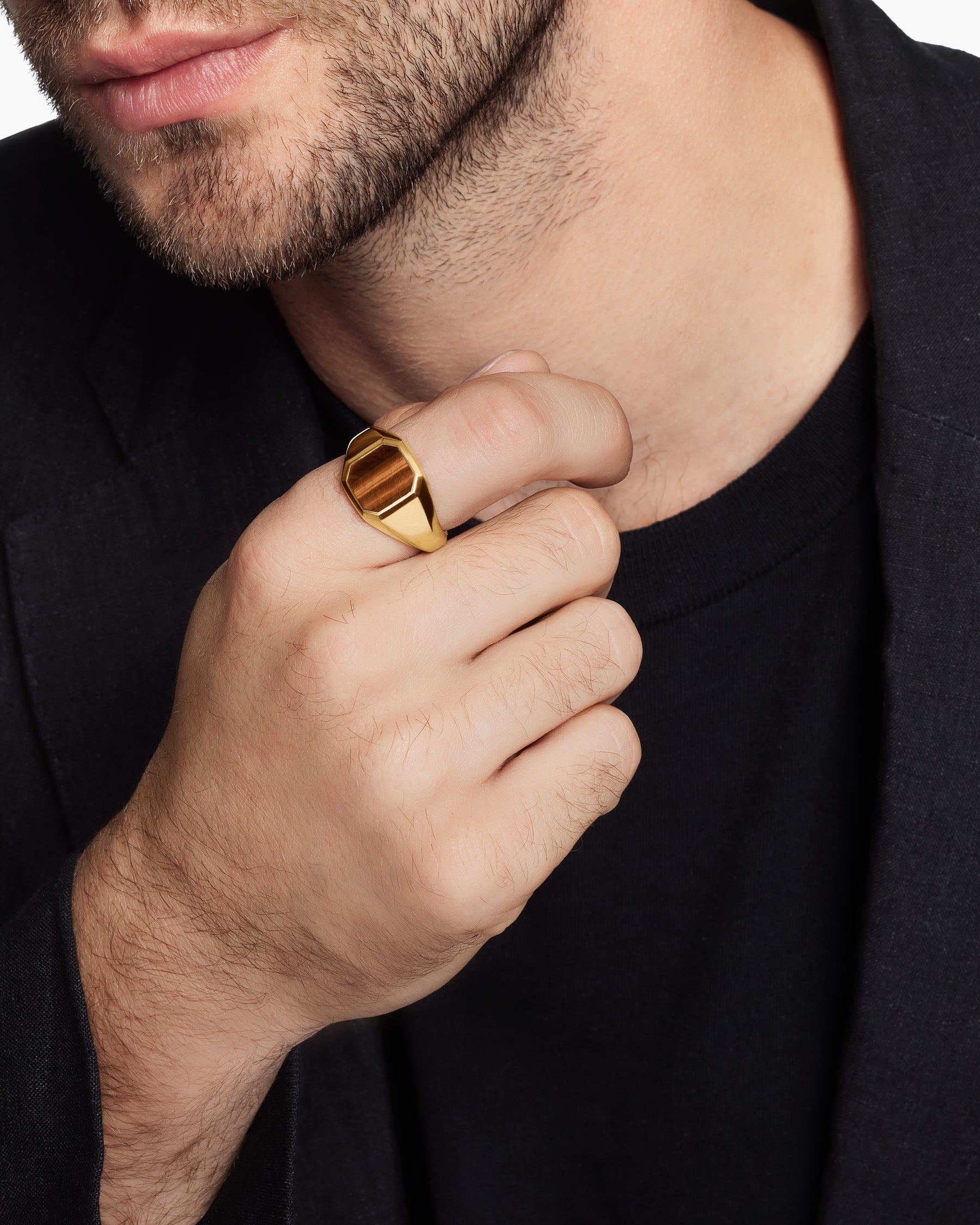 Alternative view of Streamline Signet Ring in 18K Yellow Gold with Tiger's Eye, 14mm