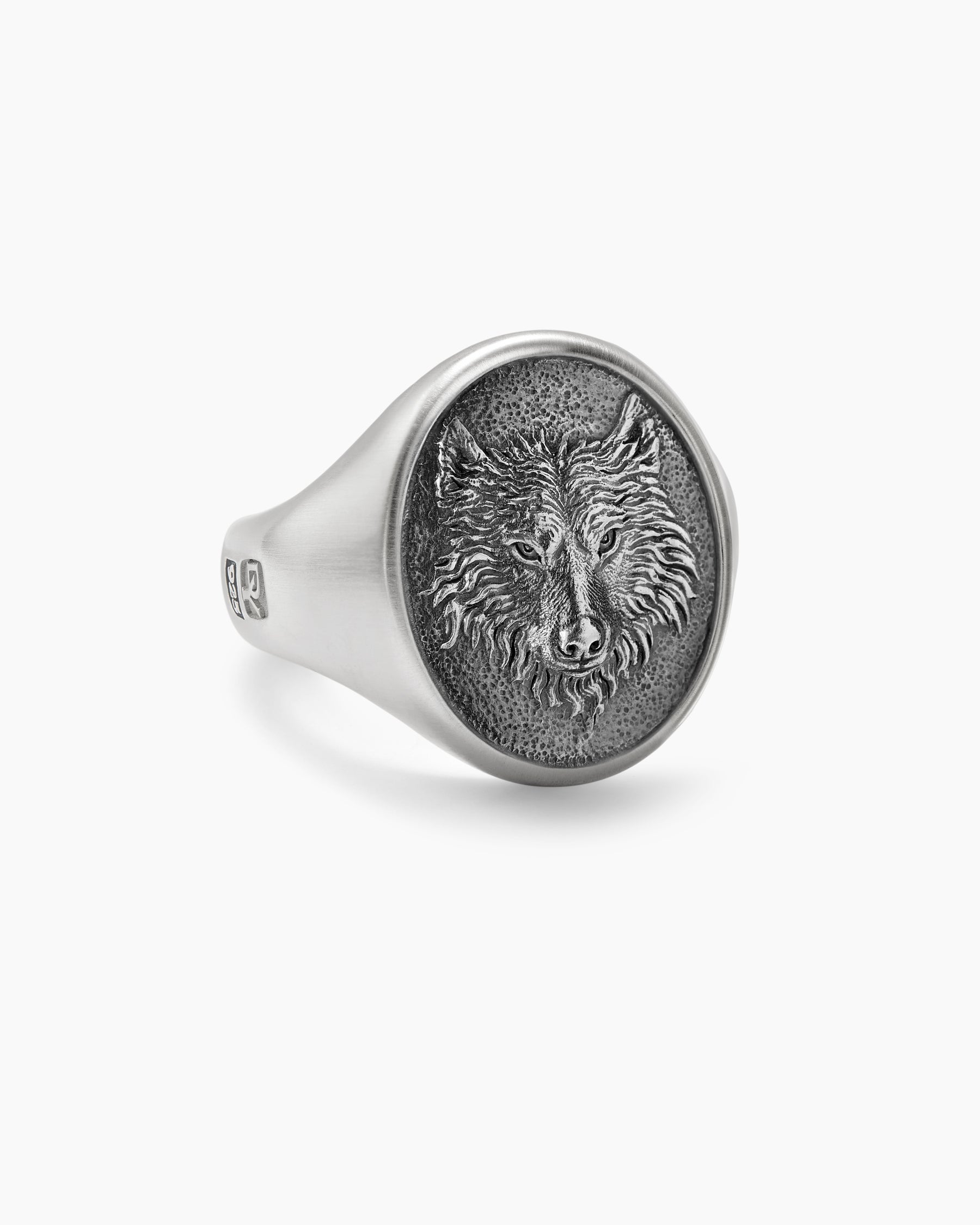 Petrvs Wolf Signet Ring in Sterling Silver, 21.5mm