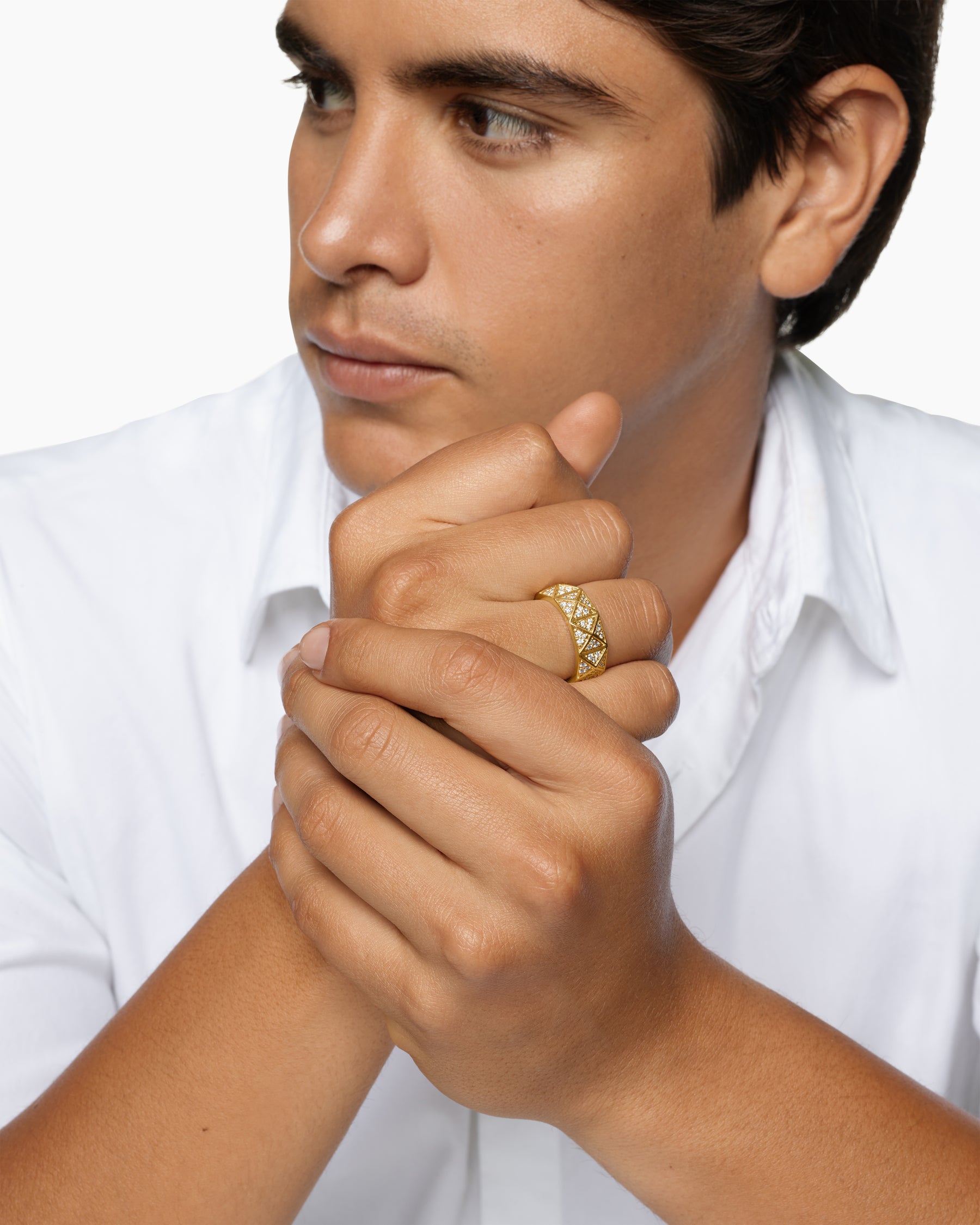 Alternative view of Pyramid Band Ring in 18K Yellow Gold with Diamonds, 8mm