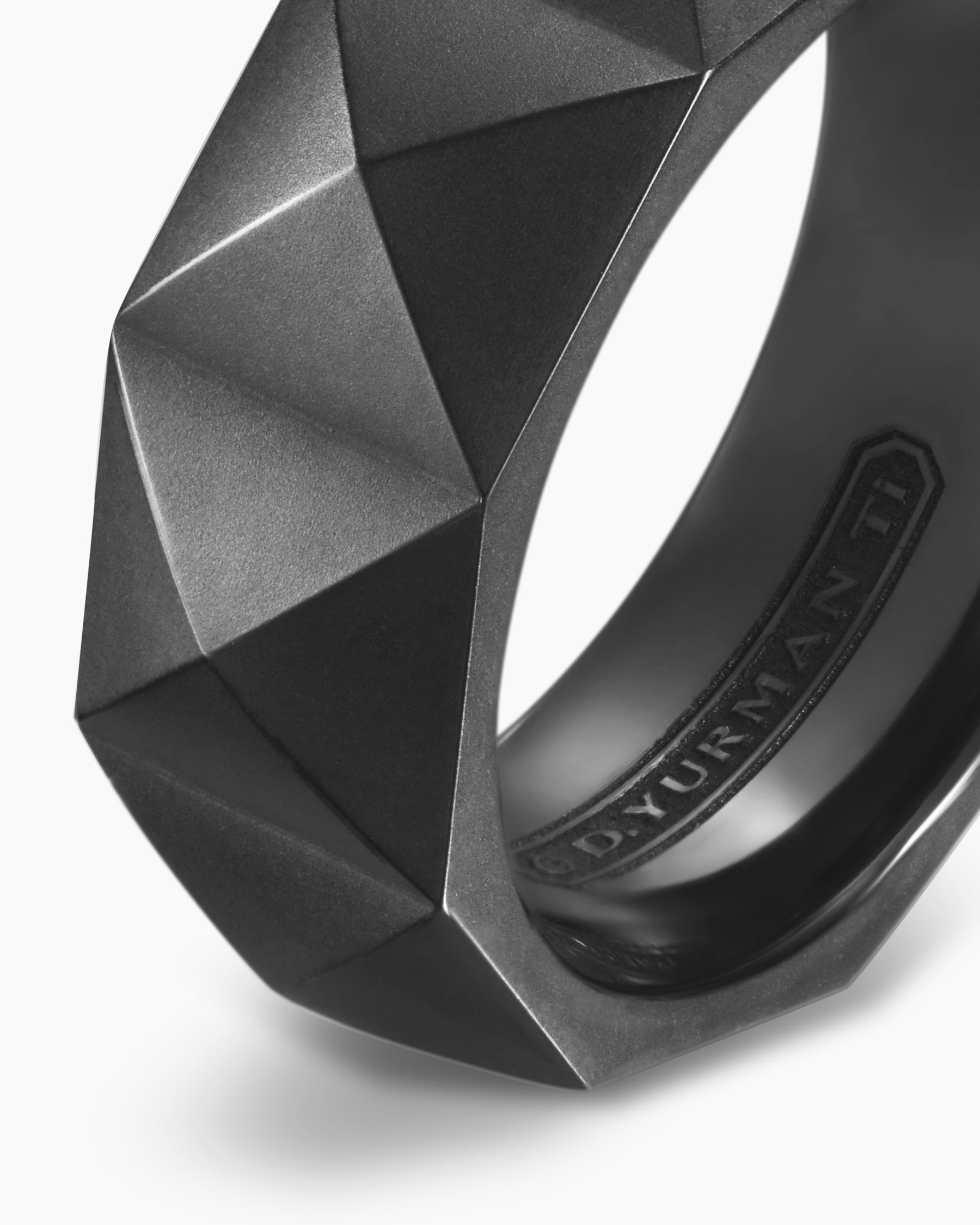 Pyramid Band Ring in Black Titanium, 8mm - Image 6