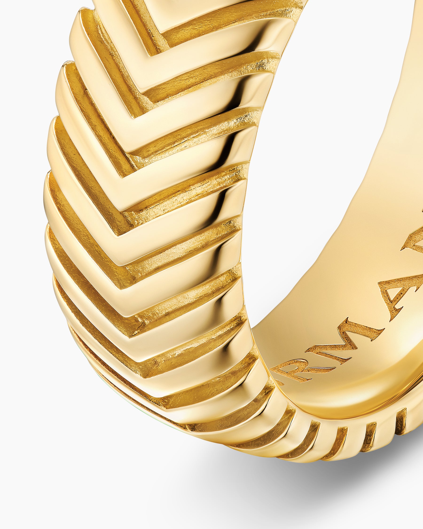 Chevron Band Ring in 18K Yellow Gold, 8mm - Image 6