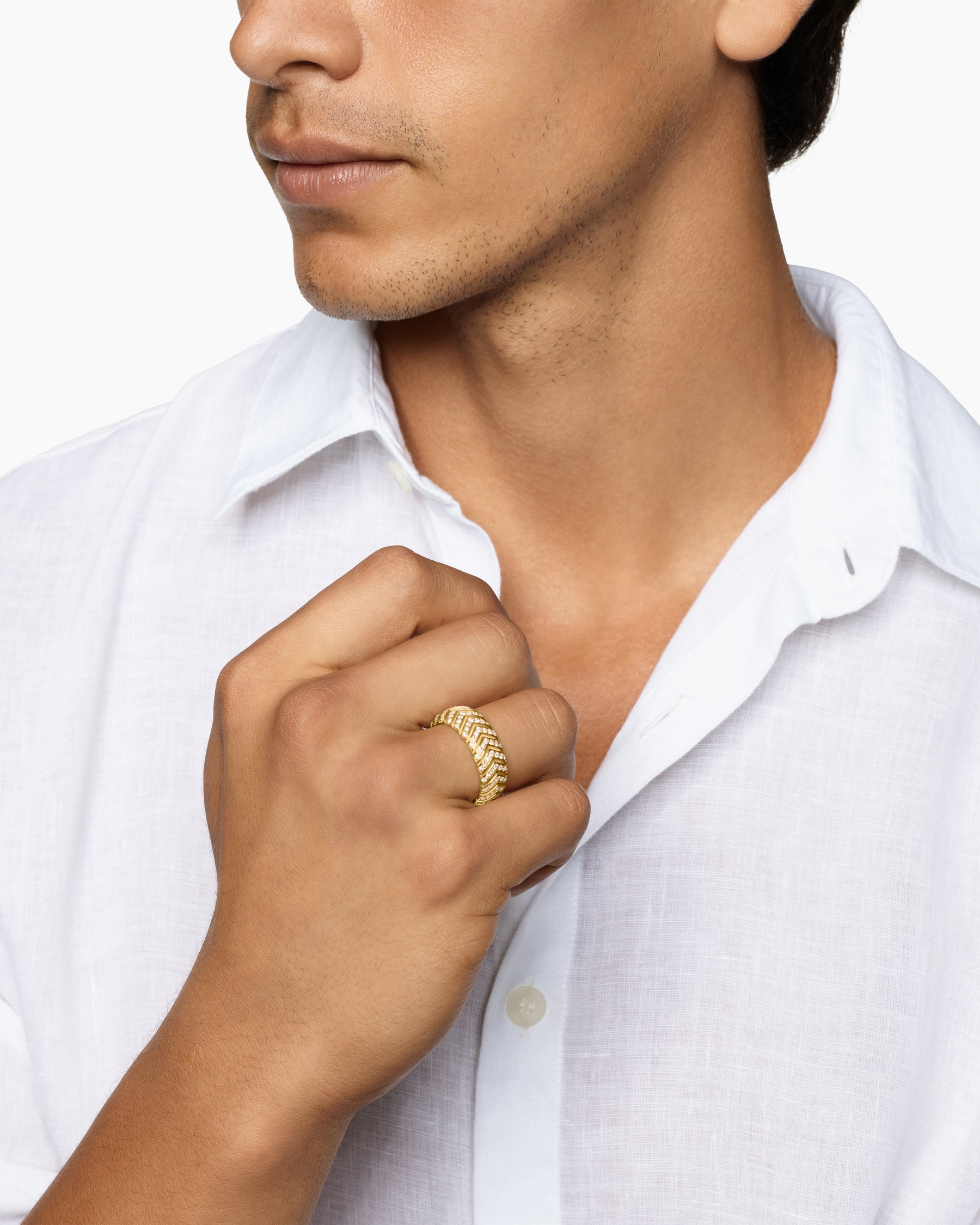 Alternative view of Chevron Band Ring in 18K Yellow Gold with Diamonds, 8mm