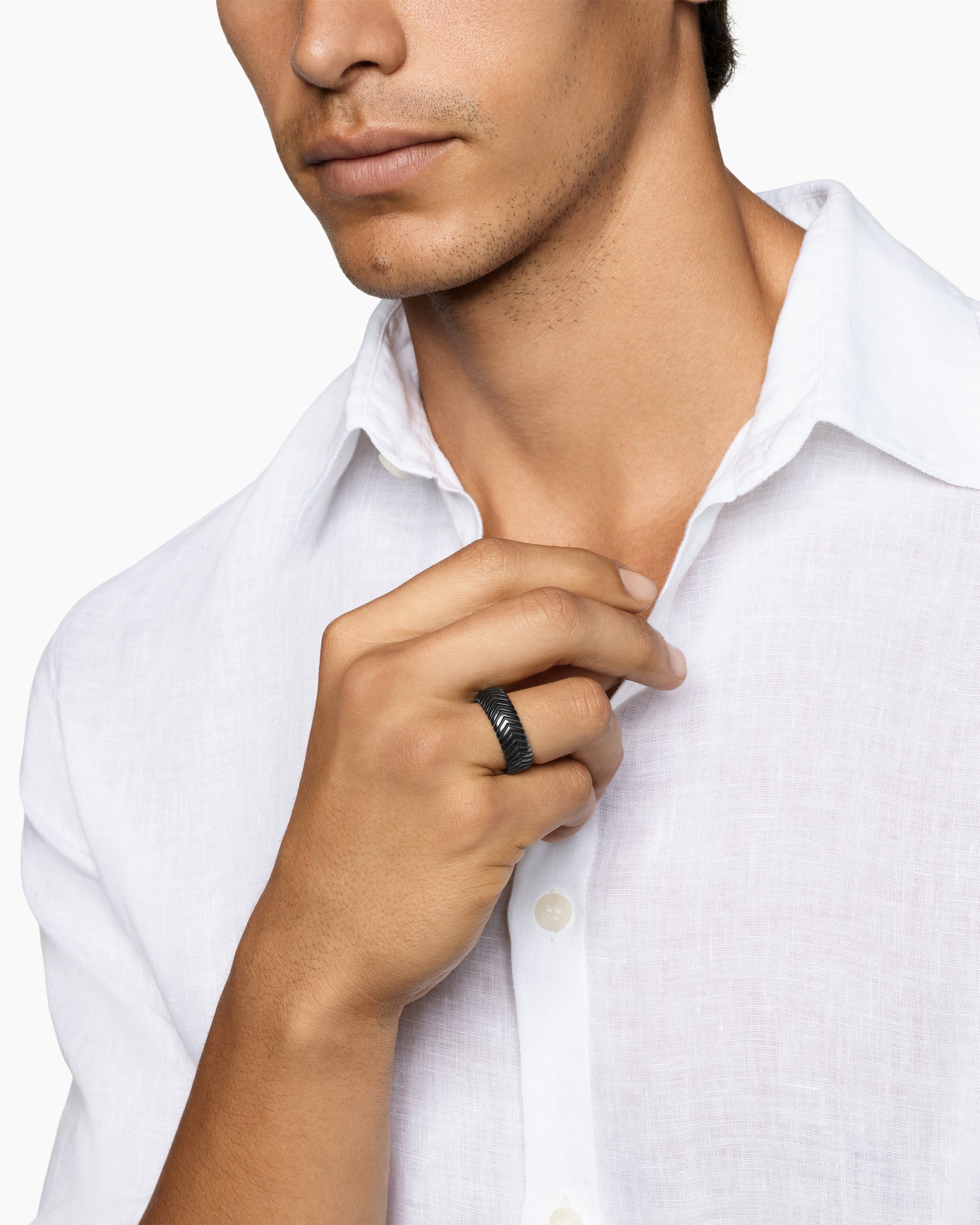 Alternative view of Chevron Band Ring in Black Titanium, 8mm
