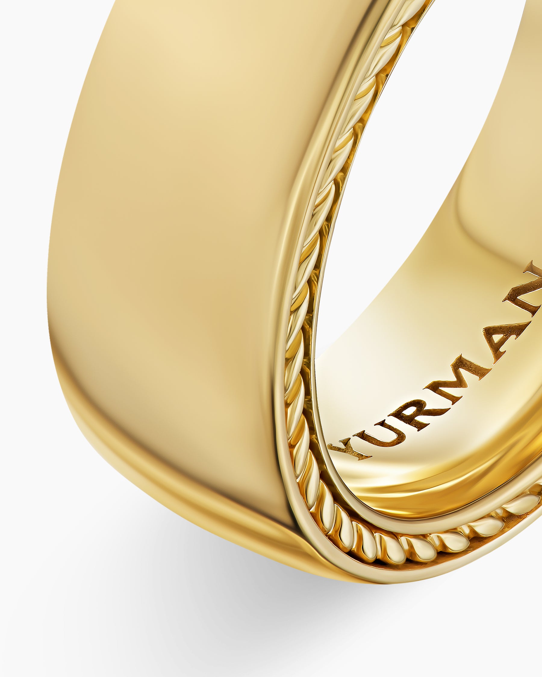 Streamline Band Ring in 18K Yellow Gold, 8mm - Image 6