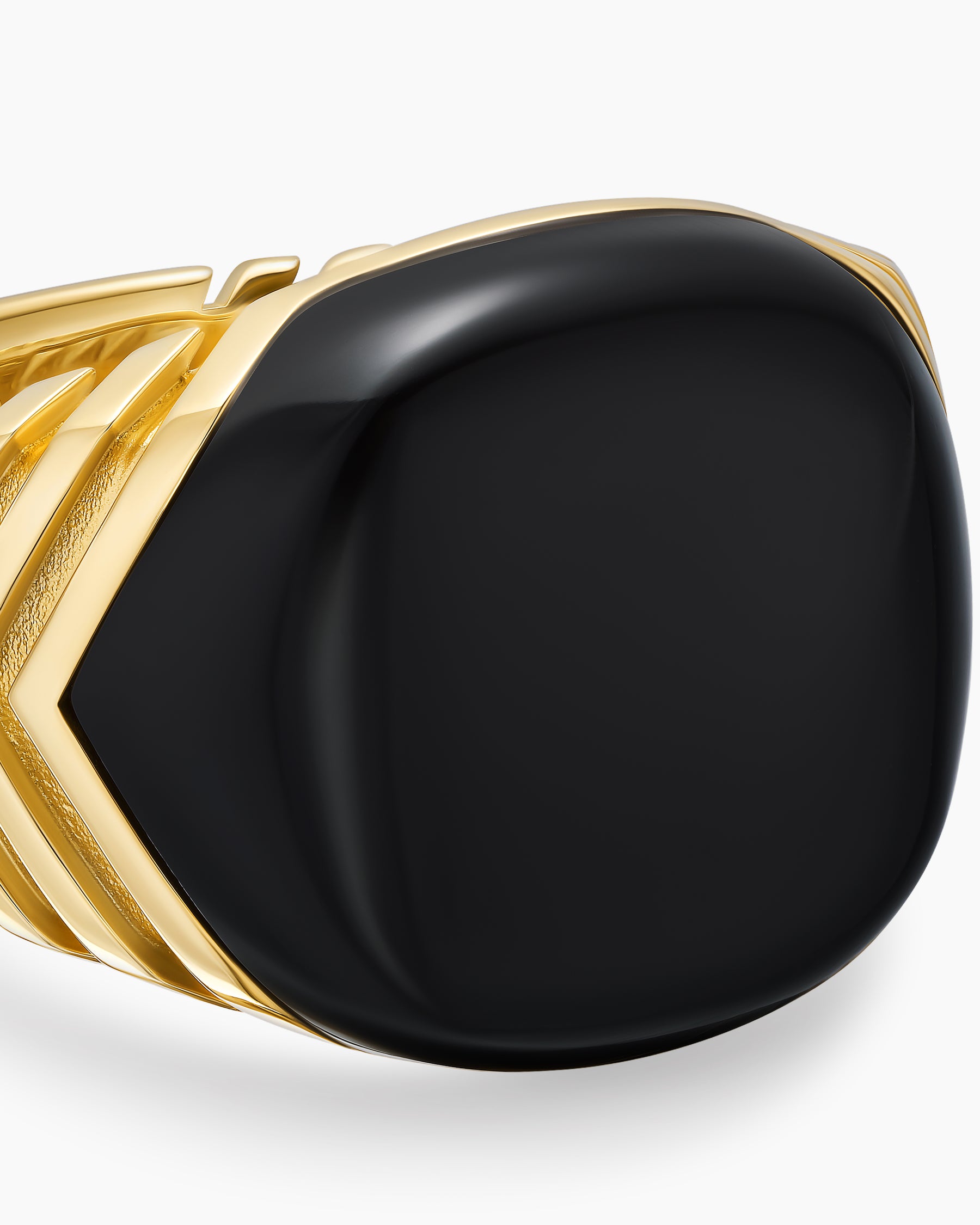 Chevron Signet Ring in 18K Yellow Gold with Black Onyx, 18mm - Image 5